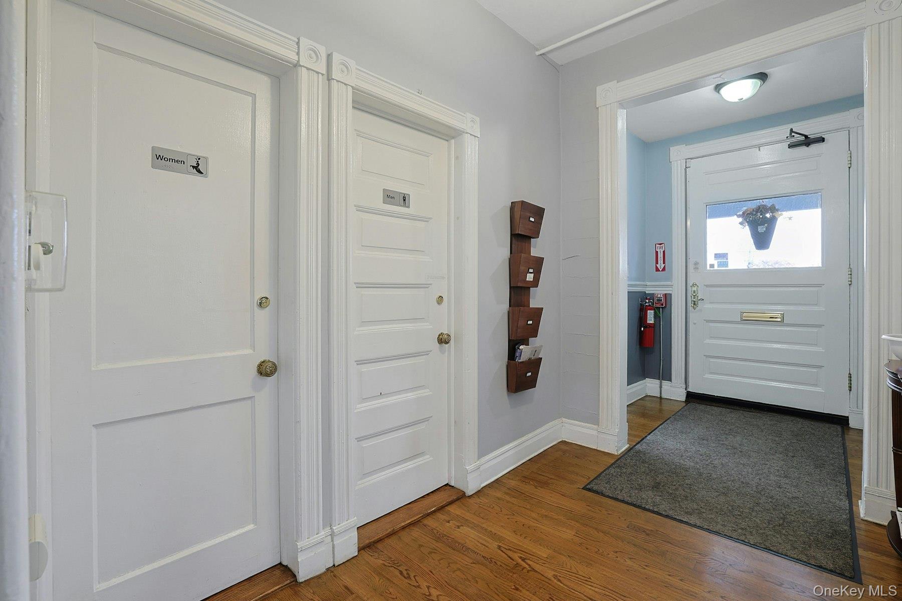 46 South Broadway Property Photo 6