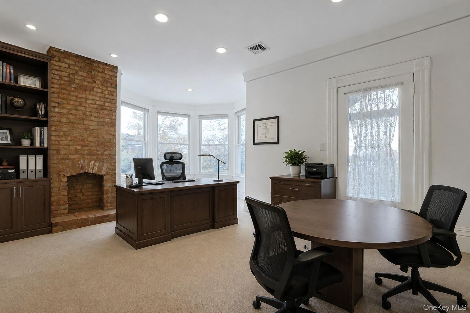 46 South Broadway Property Photo 16