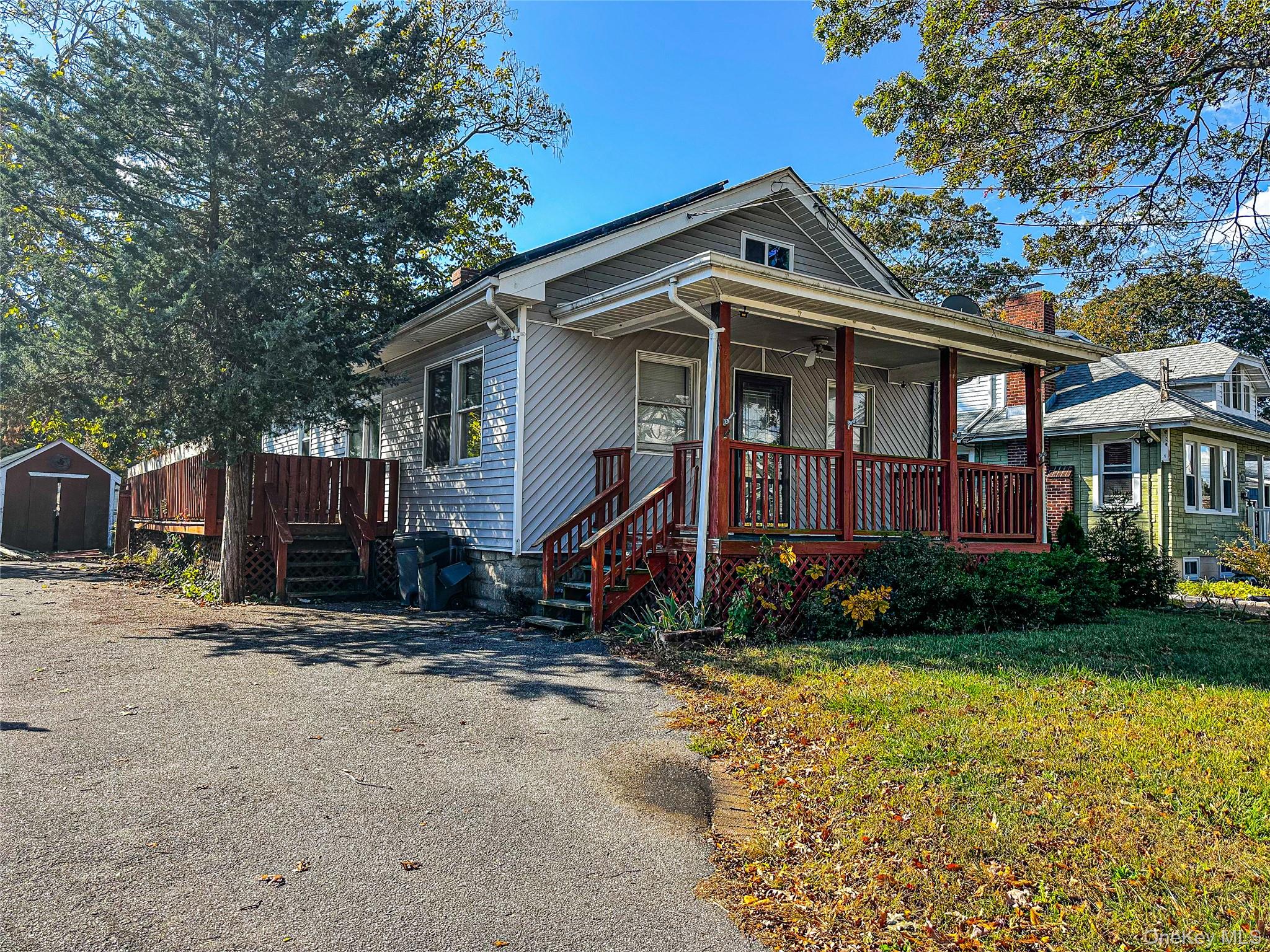 38 W Smith Street Property Photo 1