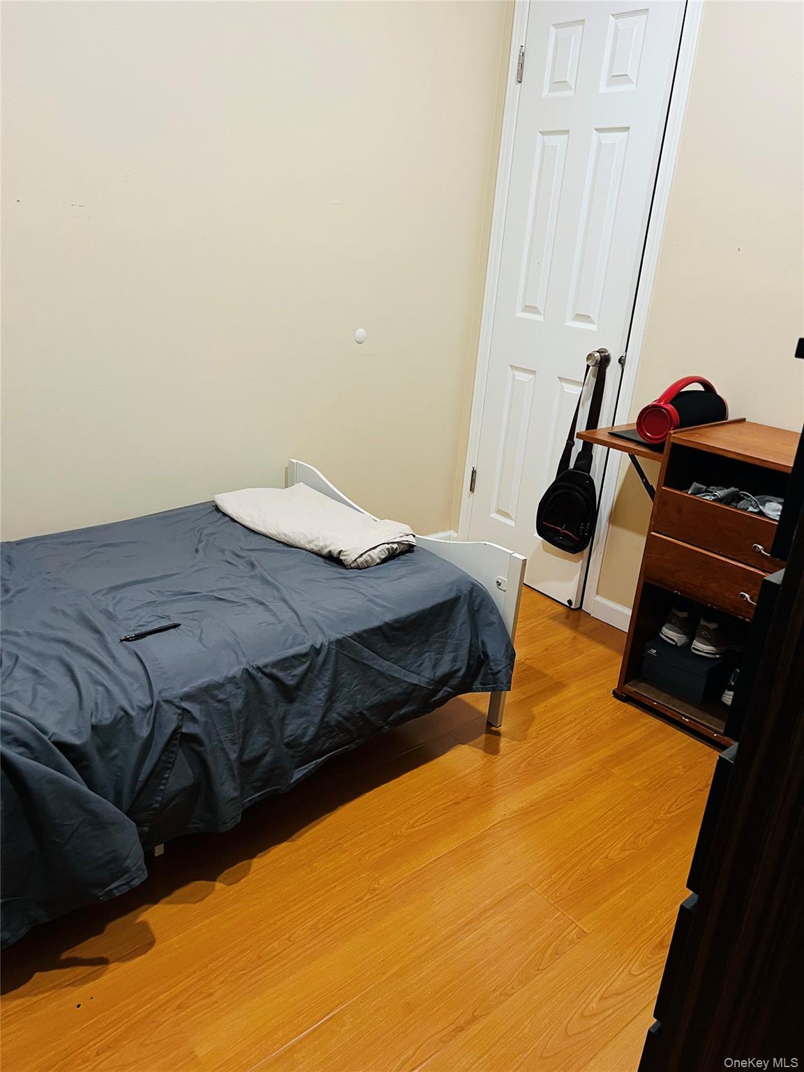 47-25 212 Street Property Photo 4