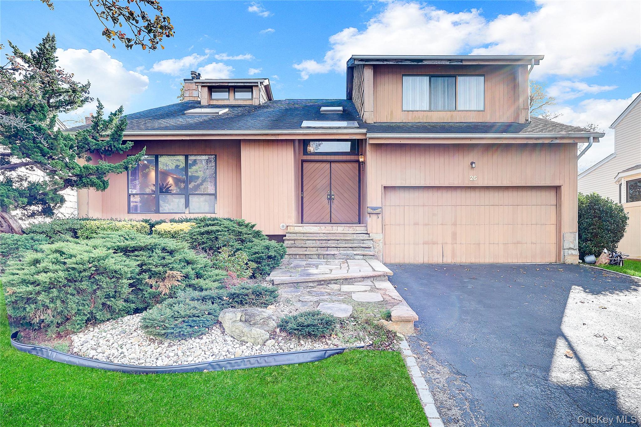 26 Anne Drive Property Photo 1