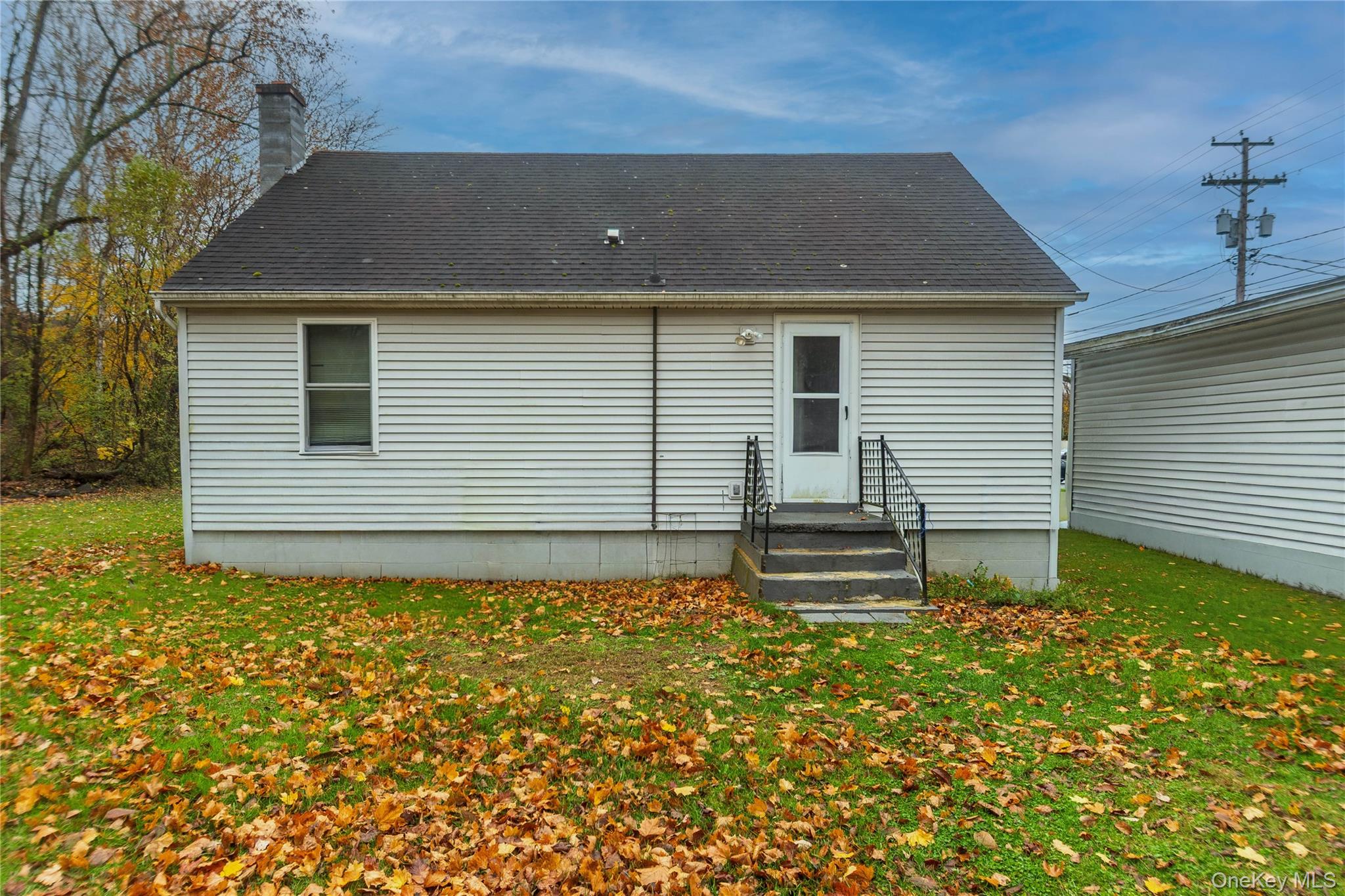 426 Violet Avenue Property Photo 10