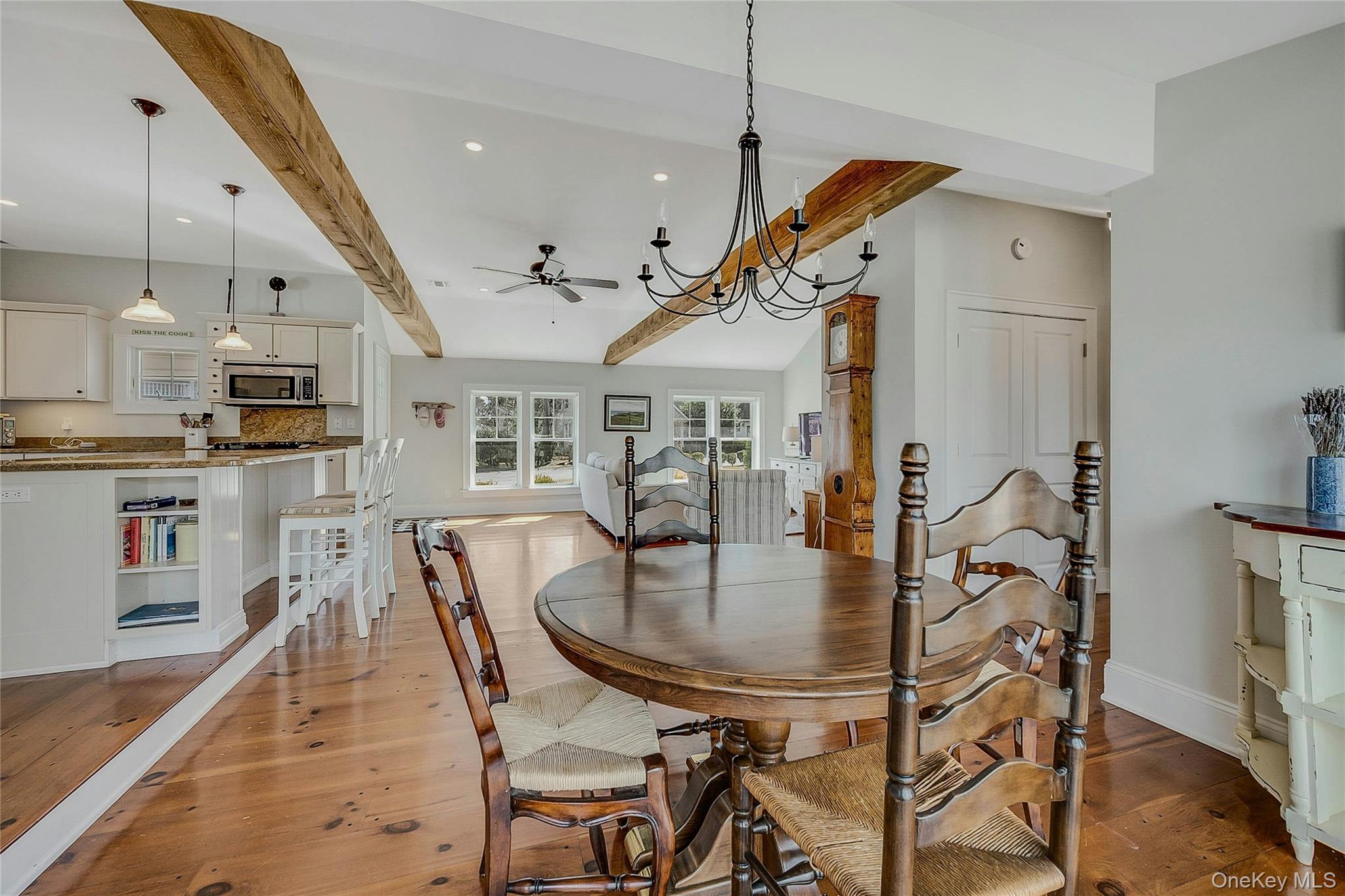 635 Strohson Road Property Photo 15