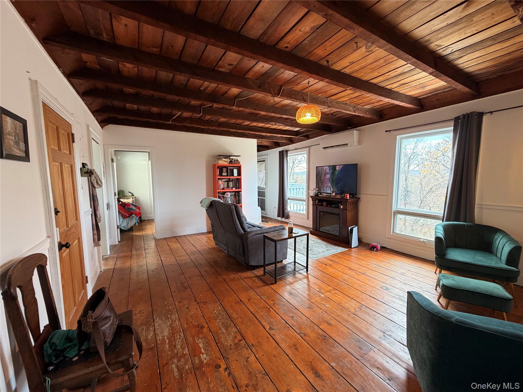 67 Old Albany Post Road 4 Property Photo 1