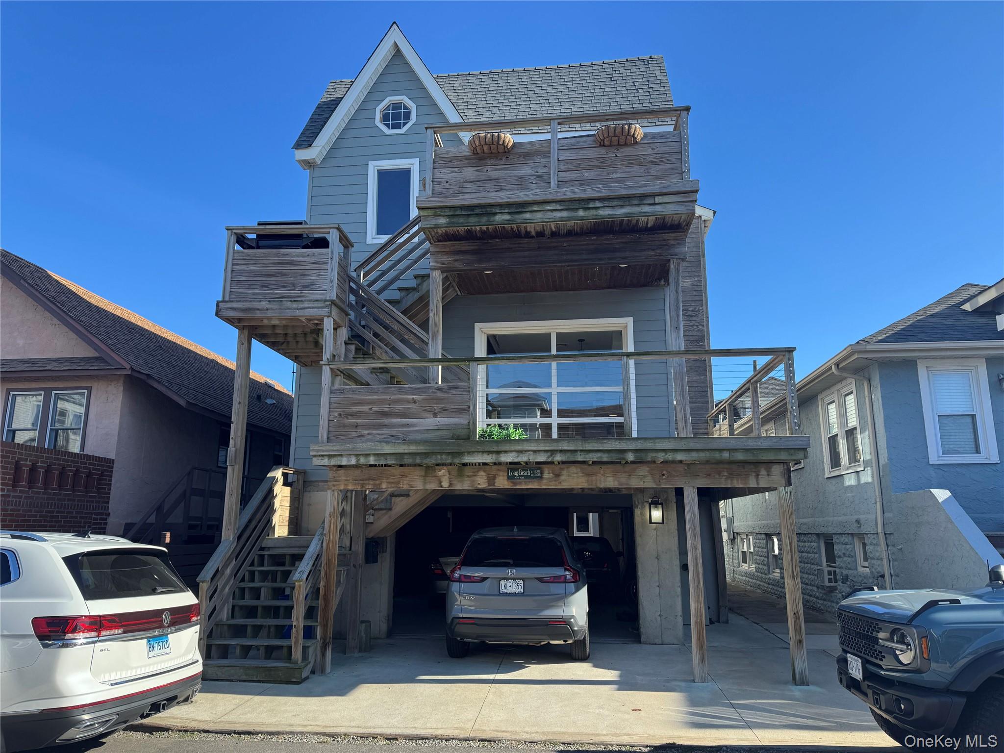 72 Kentucky Street Property Photo 2