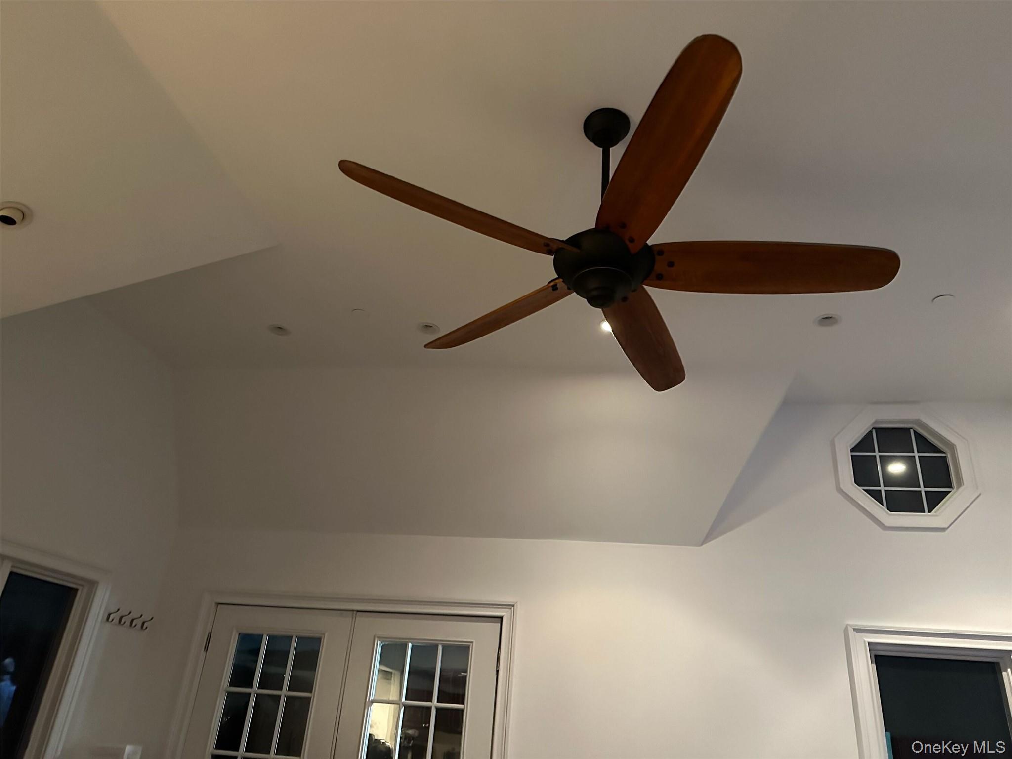 72 Kentucky Street Property Photo 6