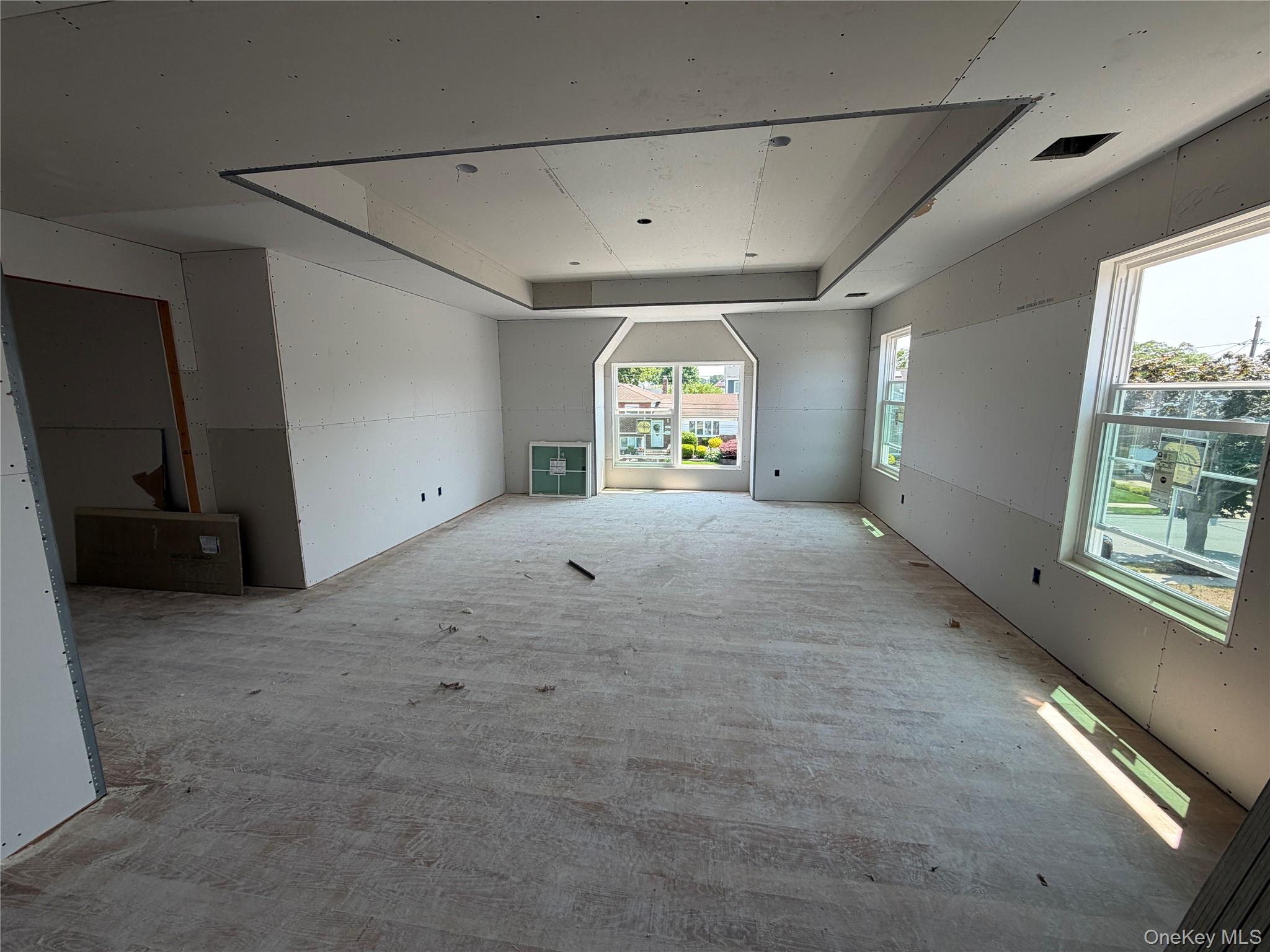 366 Broadway Property Photo 6