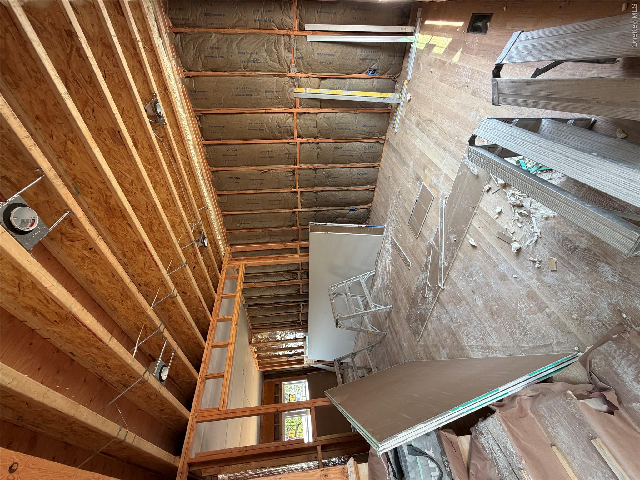 366 Broadway Property Photo 9