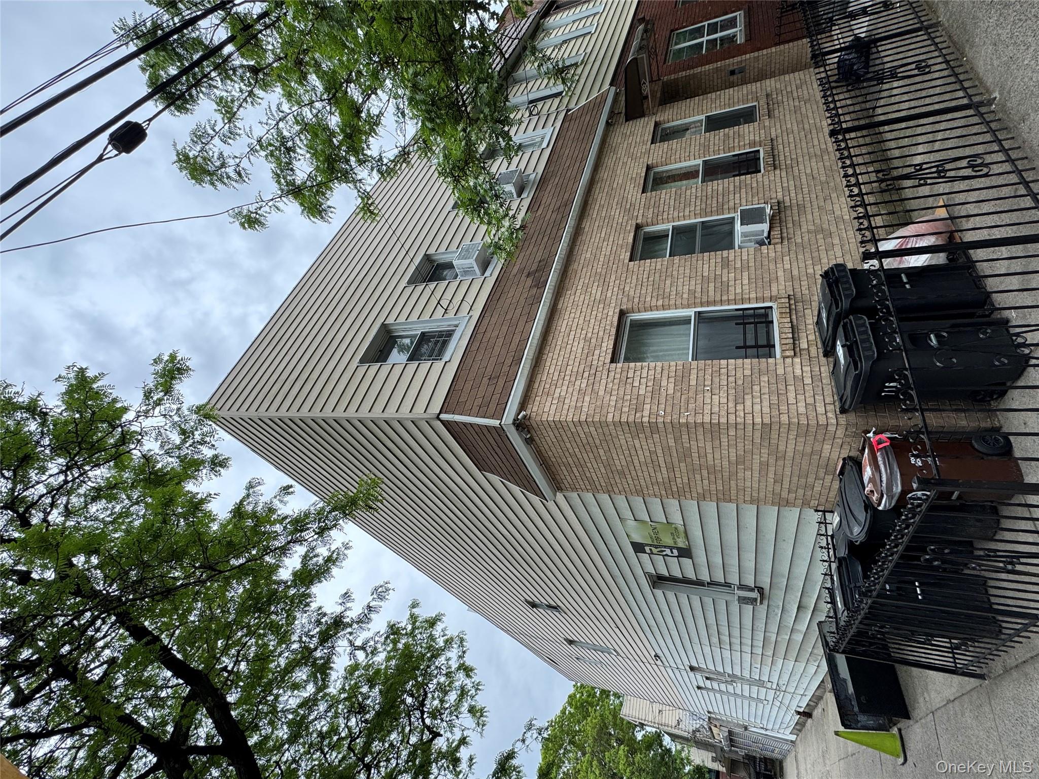 716 Woodward Avenue Property Photo 1