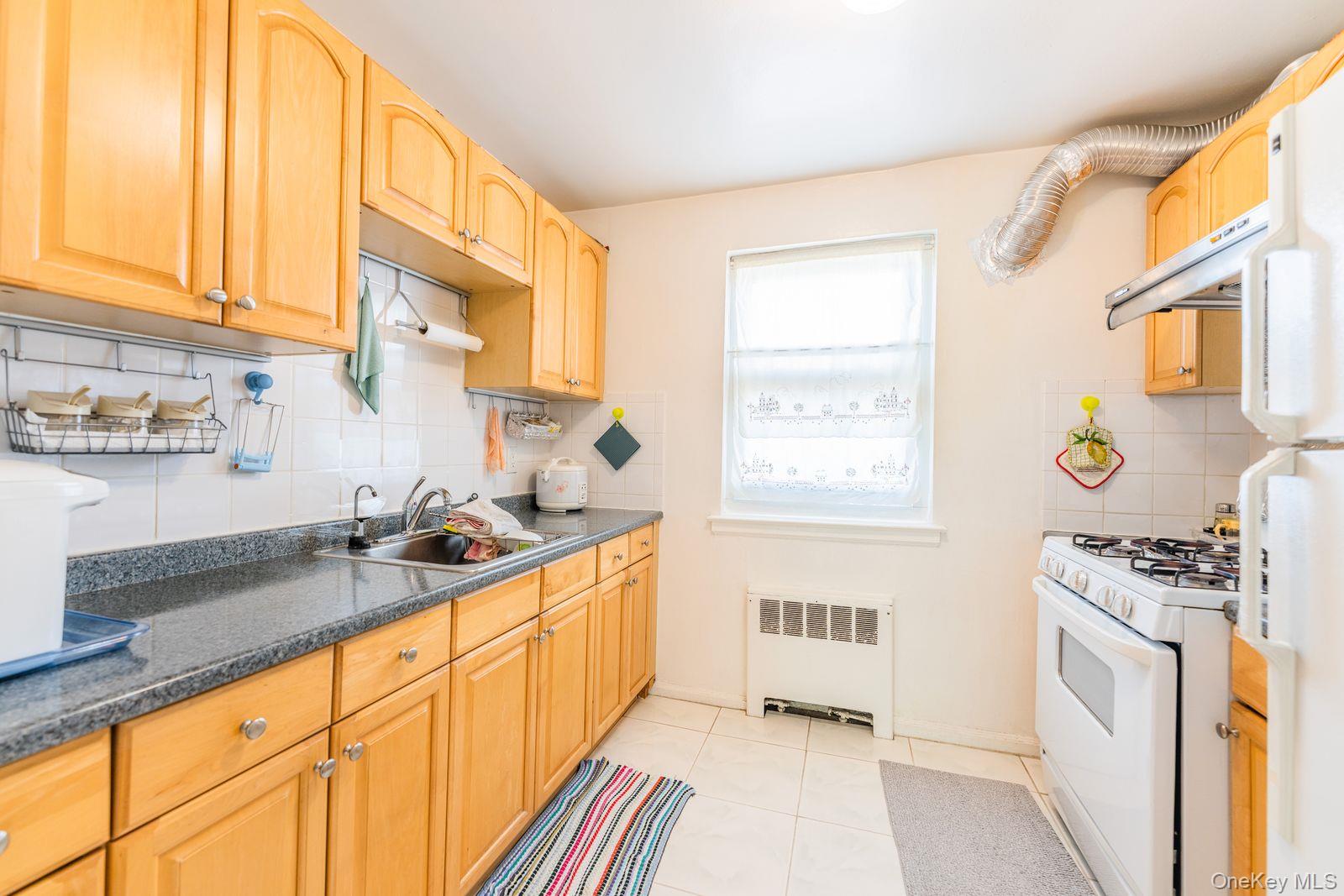 69-28 Kissena Boulevard 130b Property Photo 13