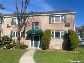 990 Fenwood Dr Property Photo 1