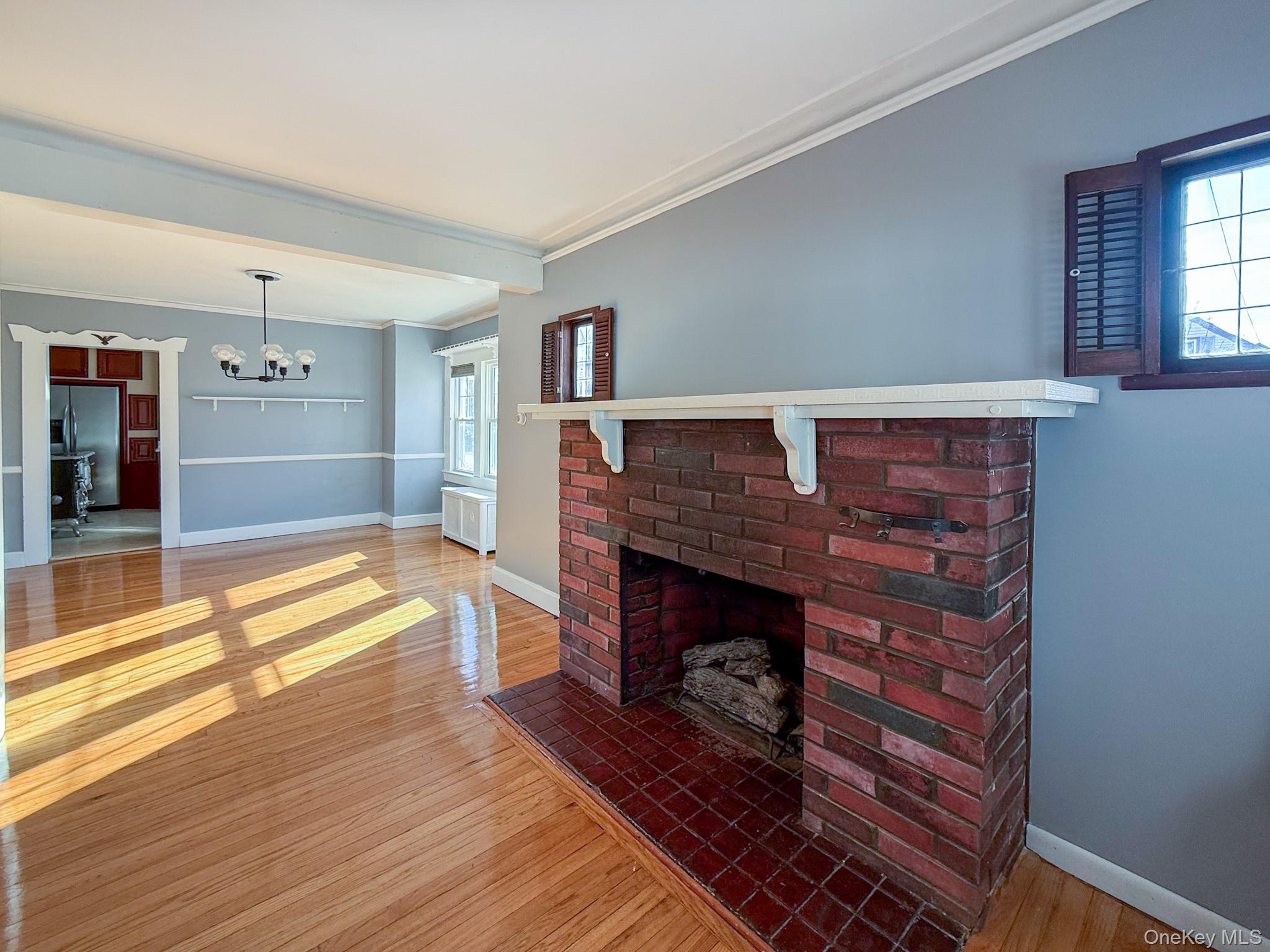 163 Shaw Avenue Property Photo 8
