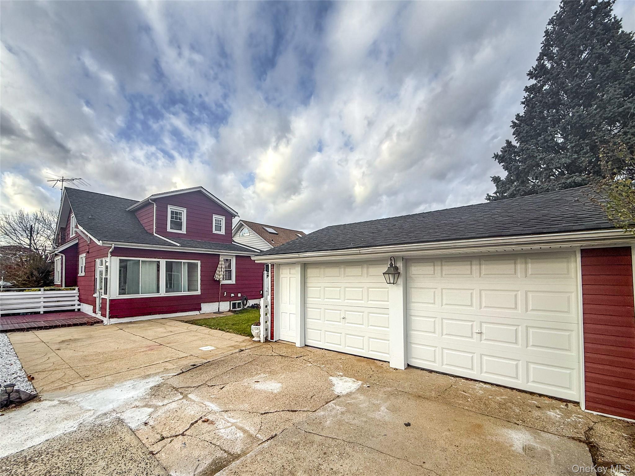 163 Shaw Avenue Property Photo 29