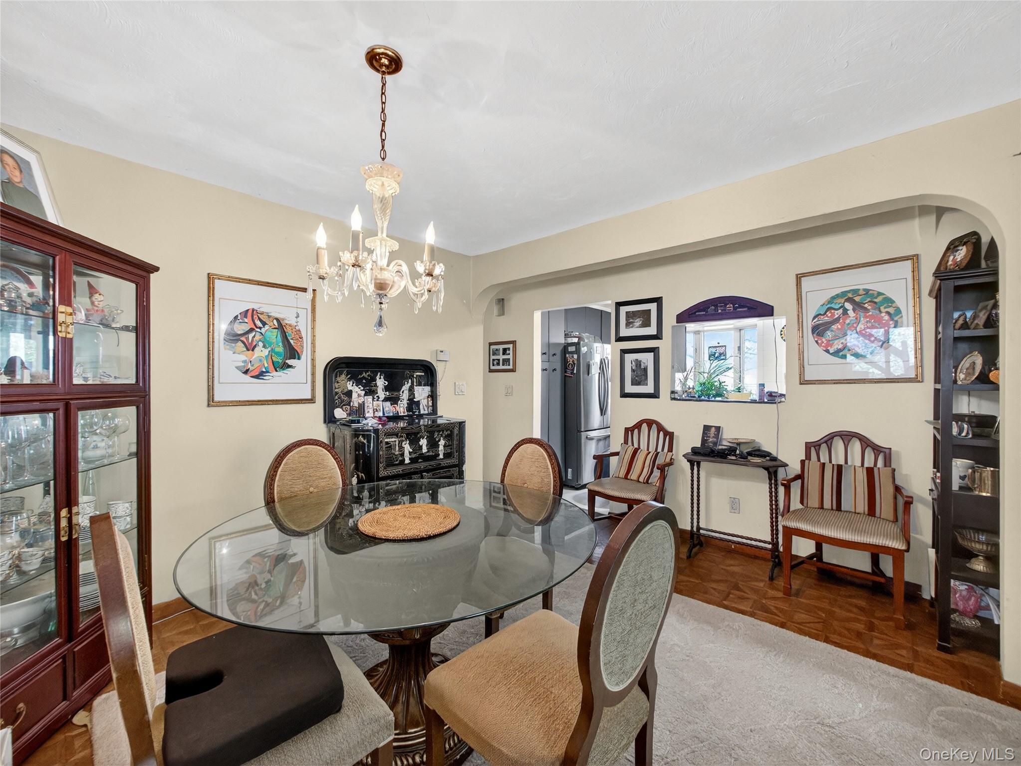 450 Valentine Avenue Property Photo 20