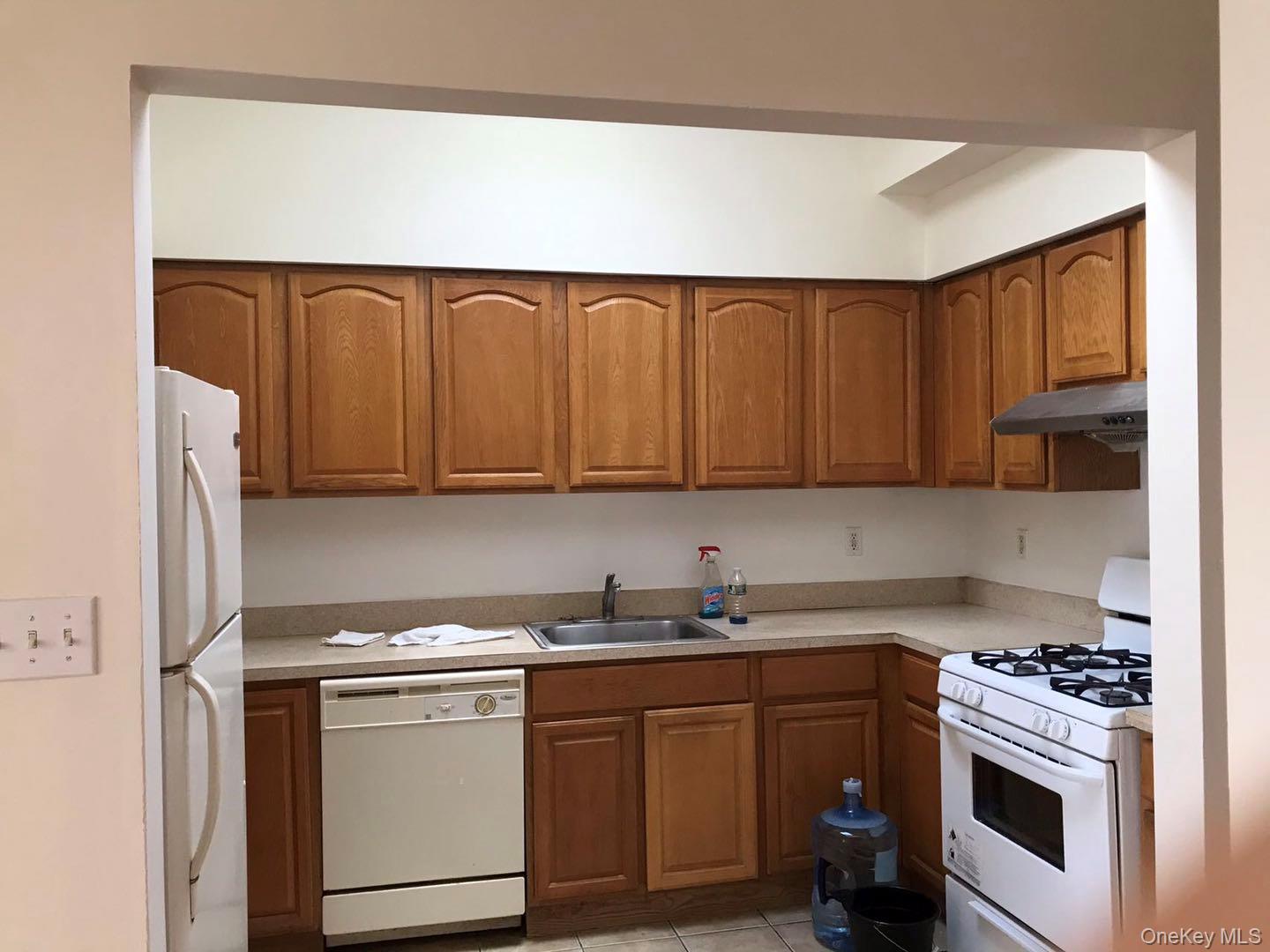 3416 107th Street Property Photo 5