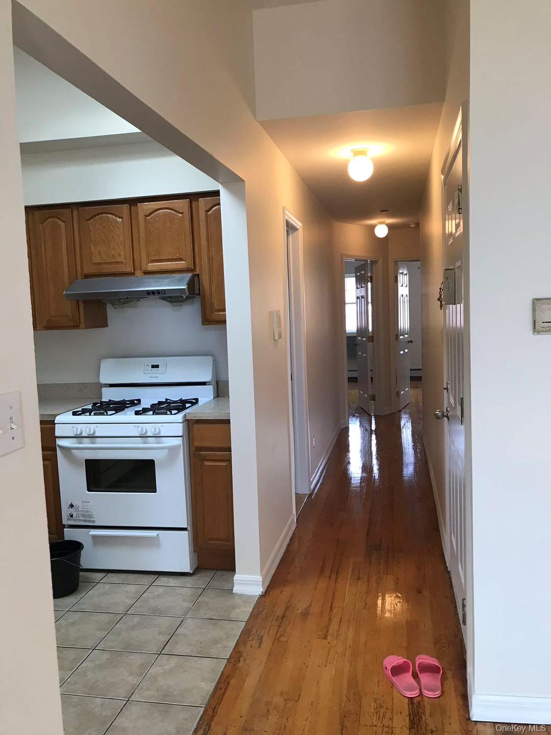 3416 107th Street Property Photo 8