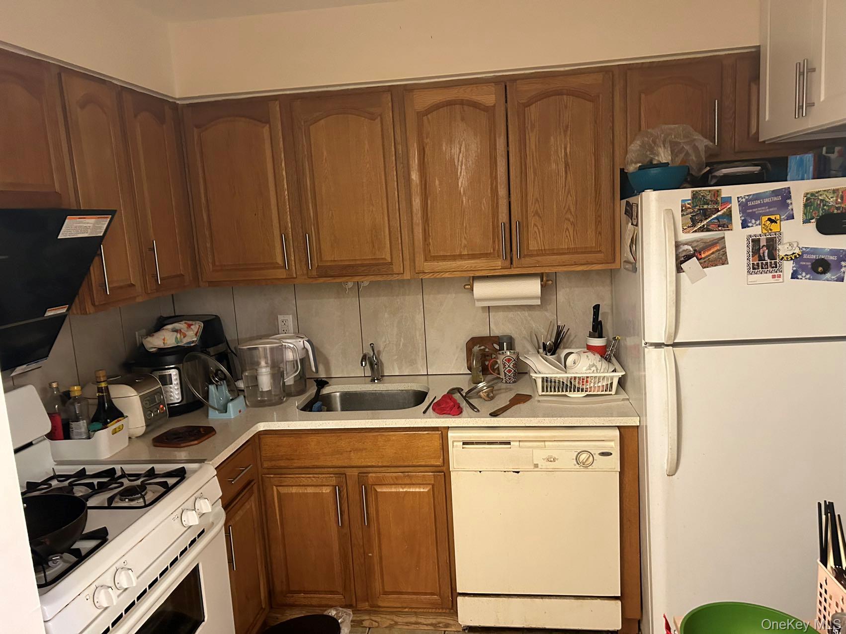 3416 107th Street Property Photo 9