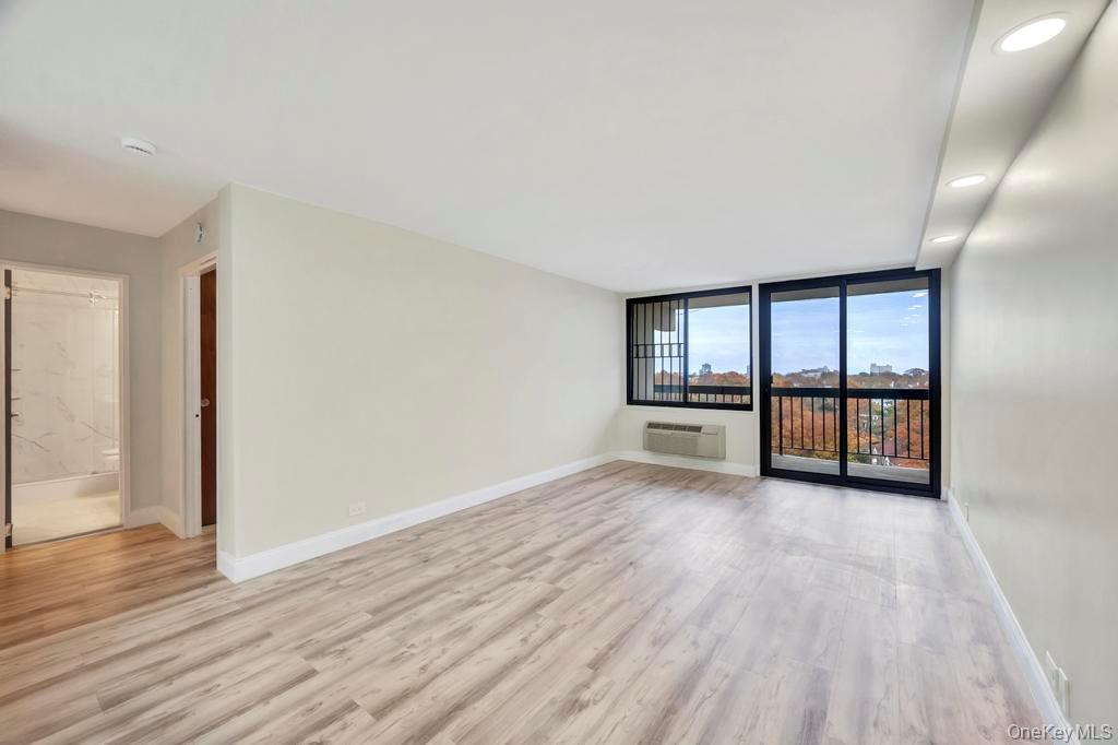 15038 Union Turnpike 12k Property Photo 14