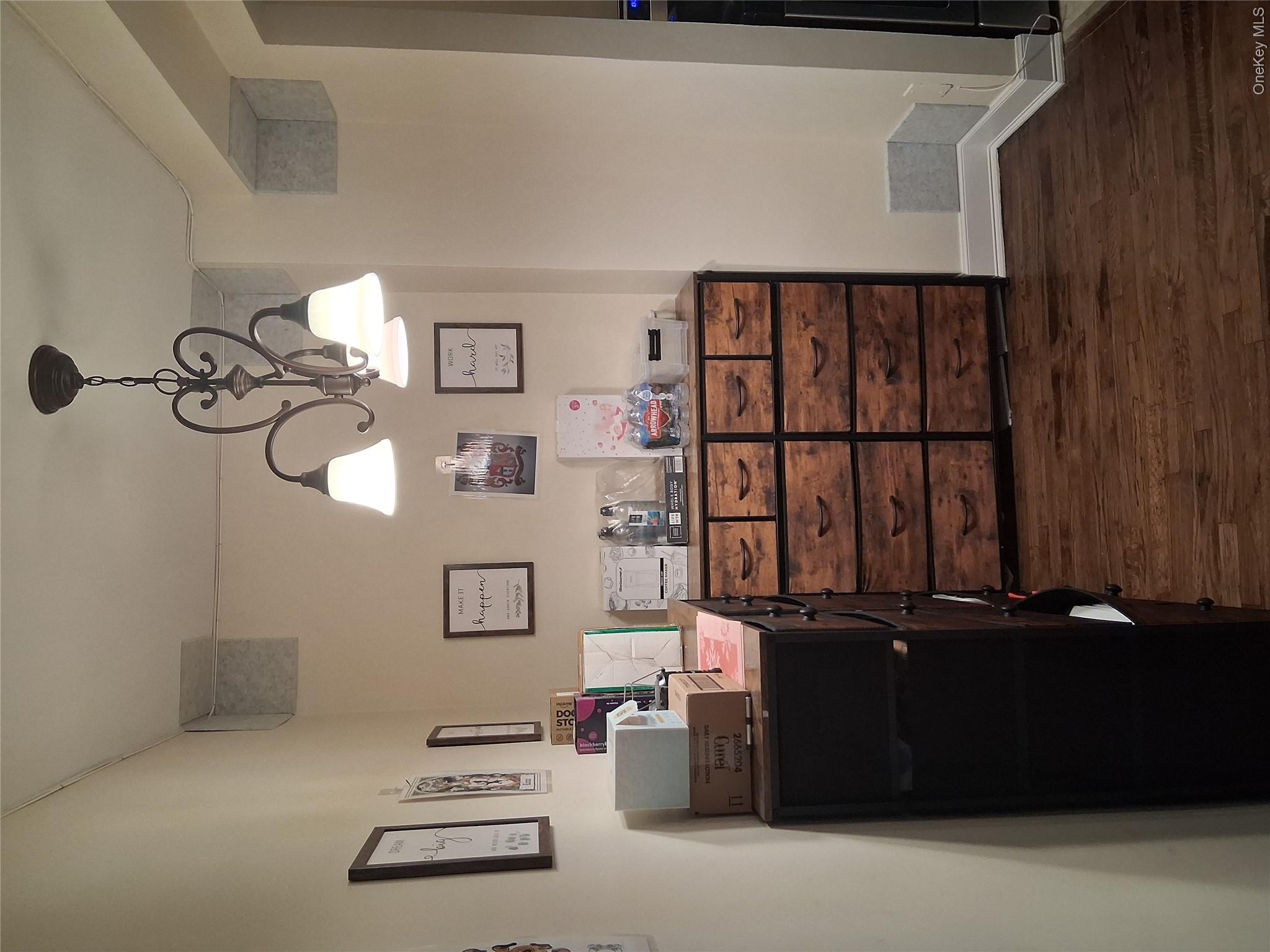 4200 Herkimer Place 4e Property Photo 7