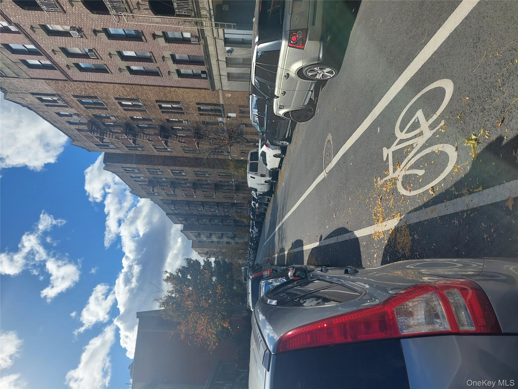 2408 Grand Ave Property Photo 1