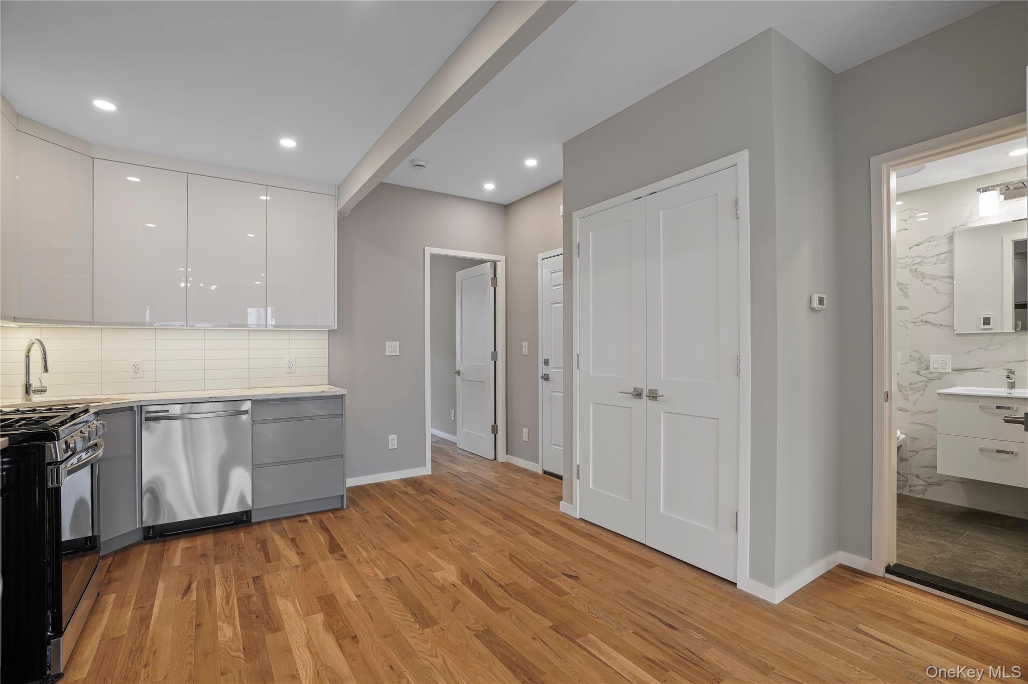 79-23 67 Drive Property Photo 19
