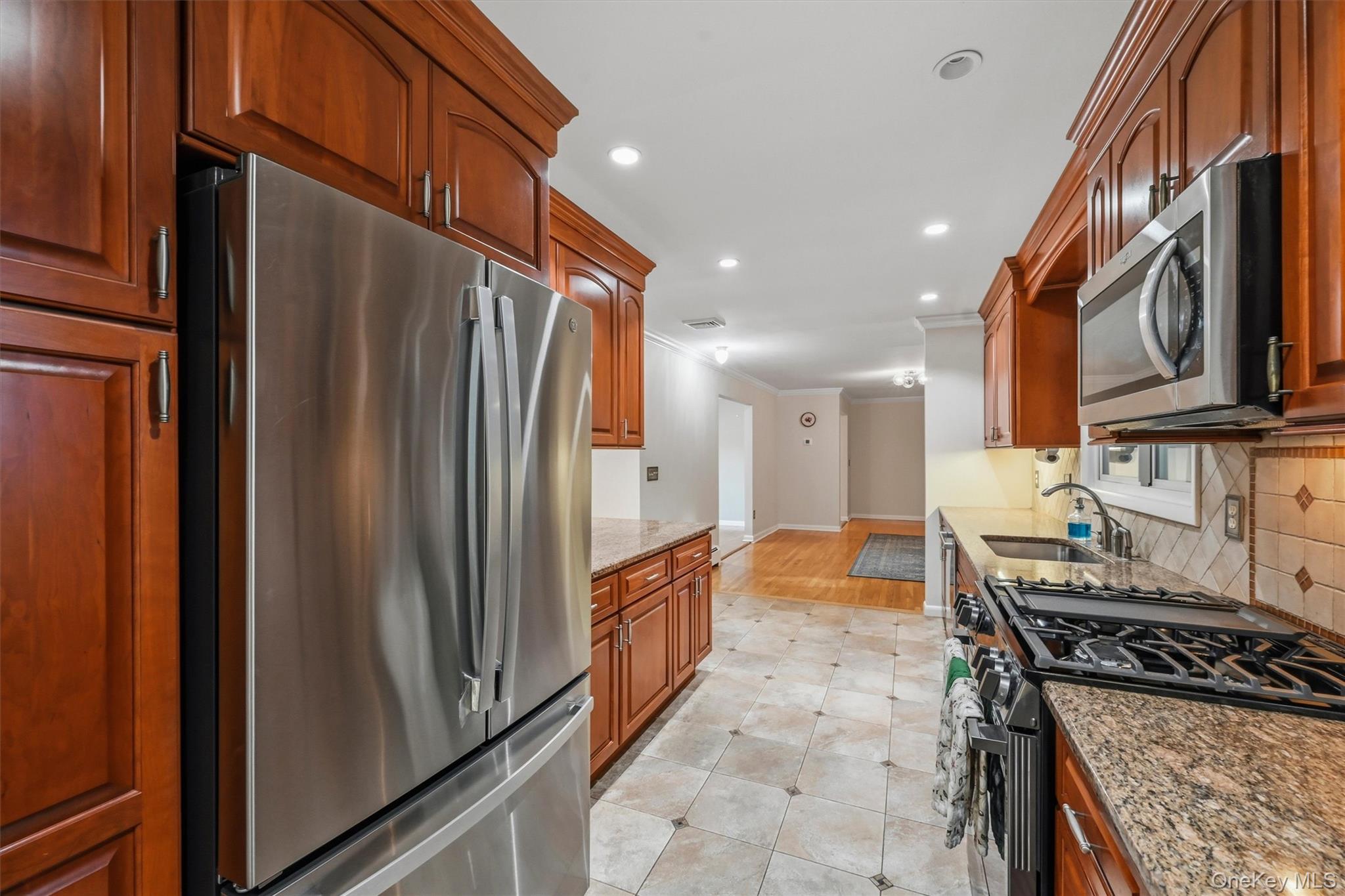 14 Pond Hill Avenue Property Photo 16