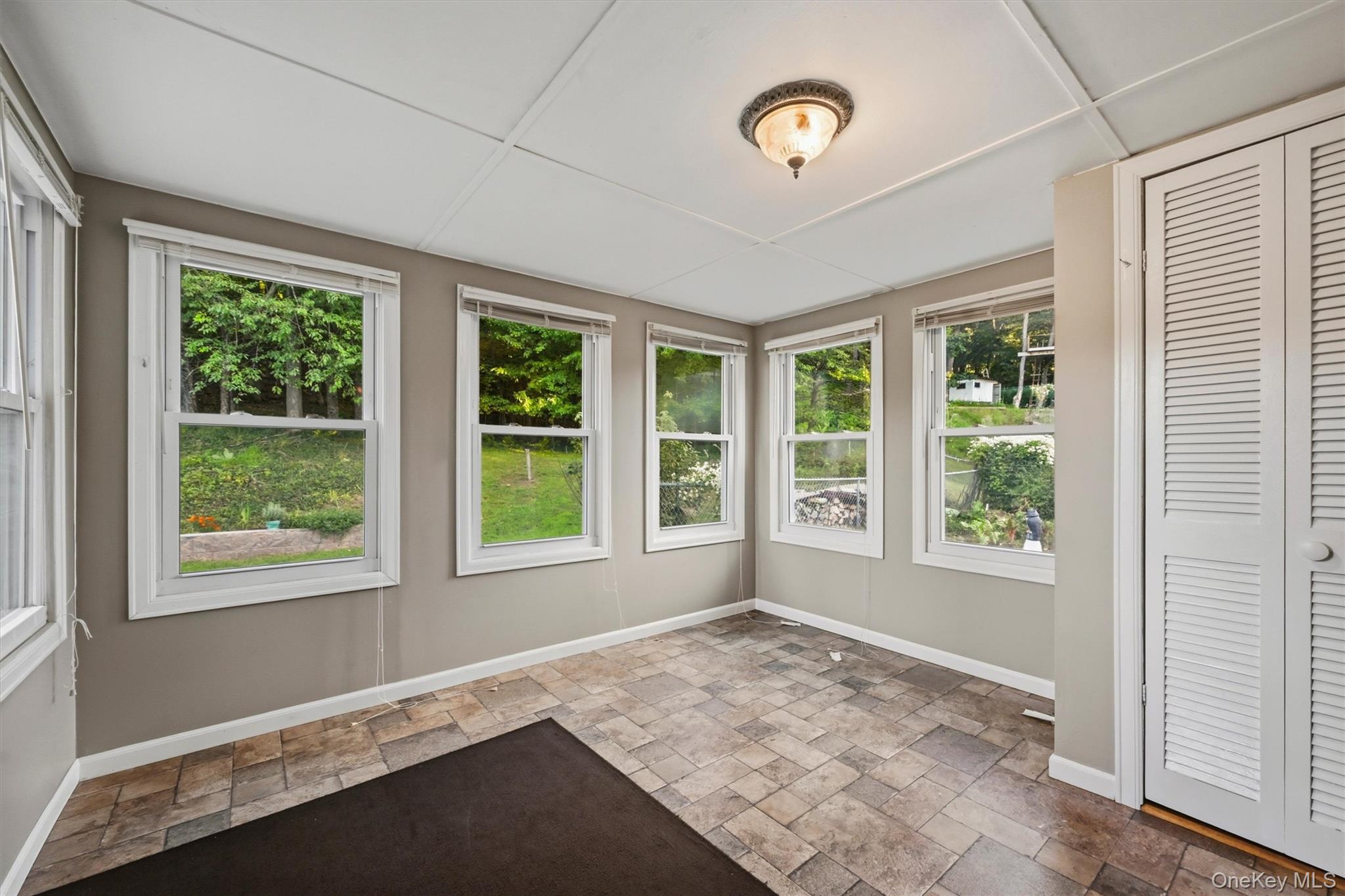 14 Pond Hill Avenue Property Photo 20