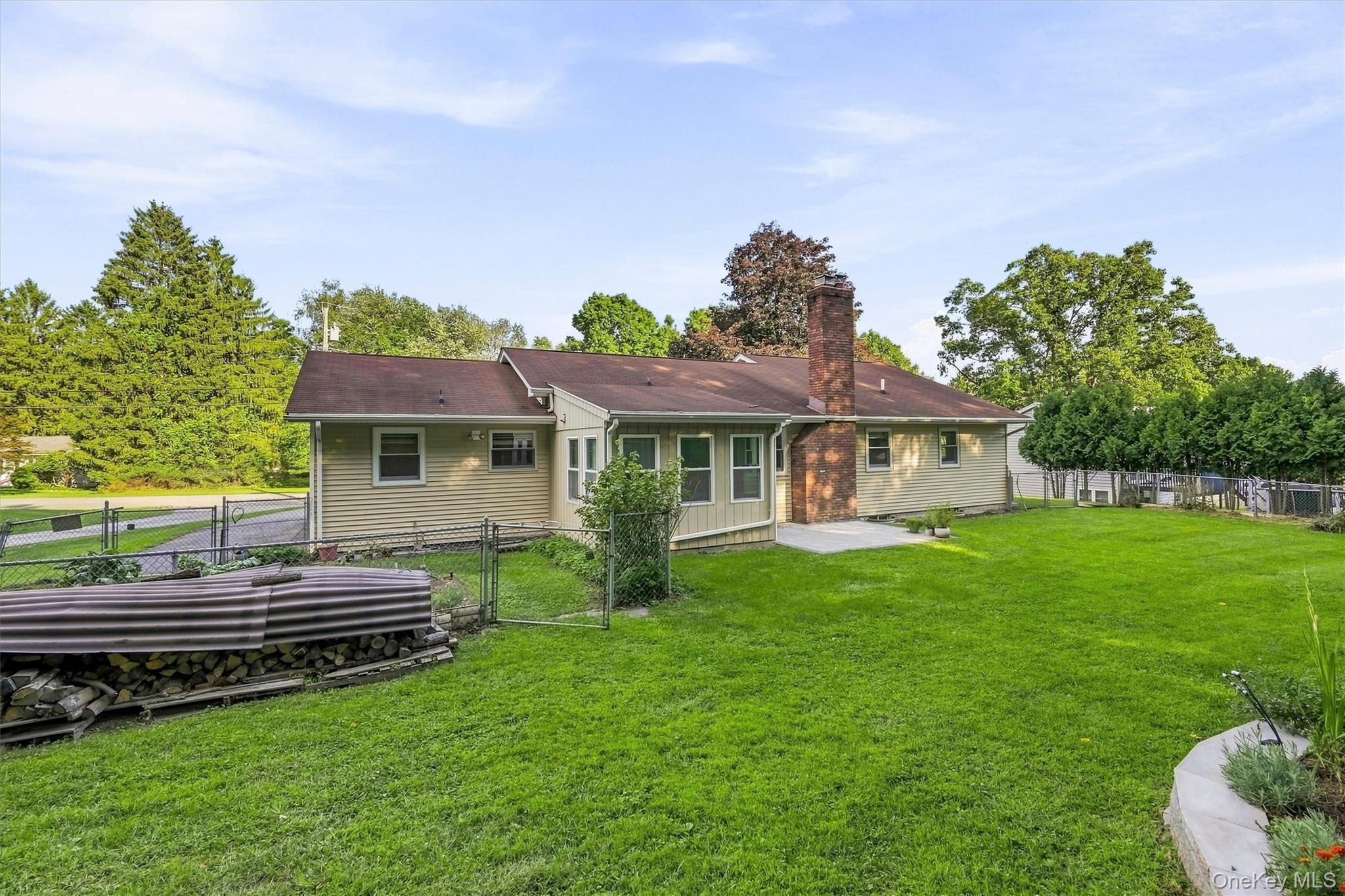 14 Pond Hill Avenue Property Photo 28