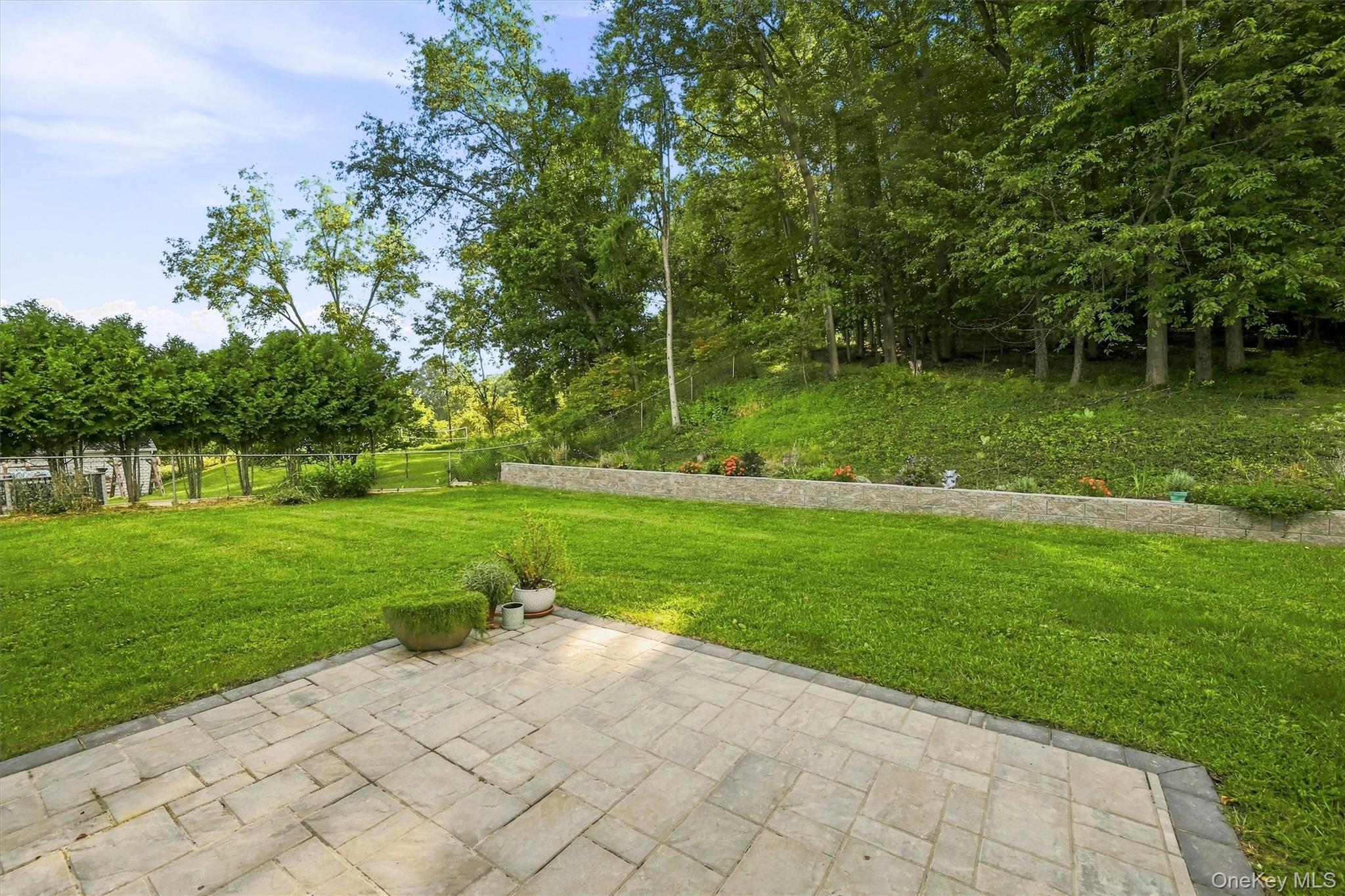 14 Pond Hill Avenue Property Photo 30