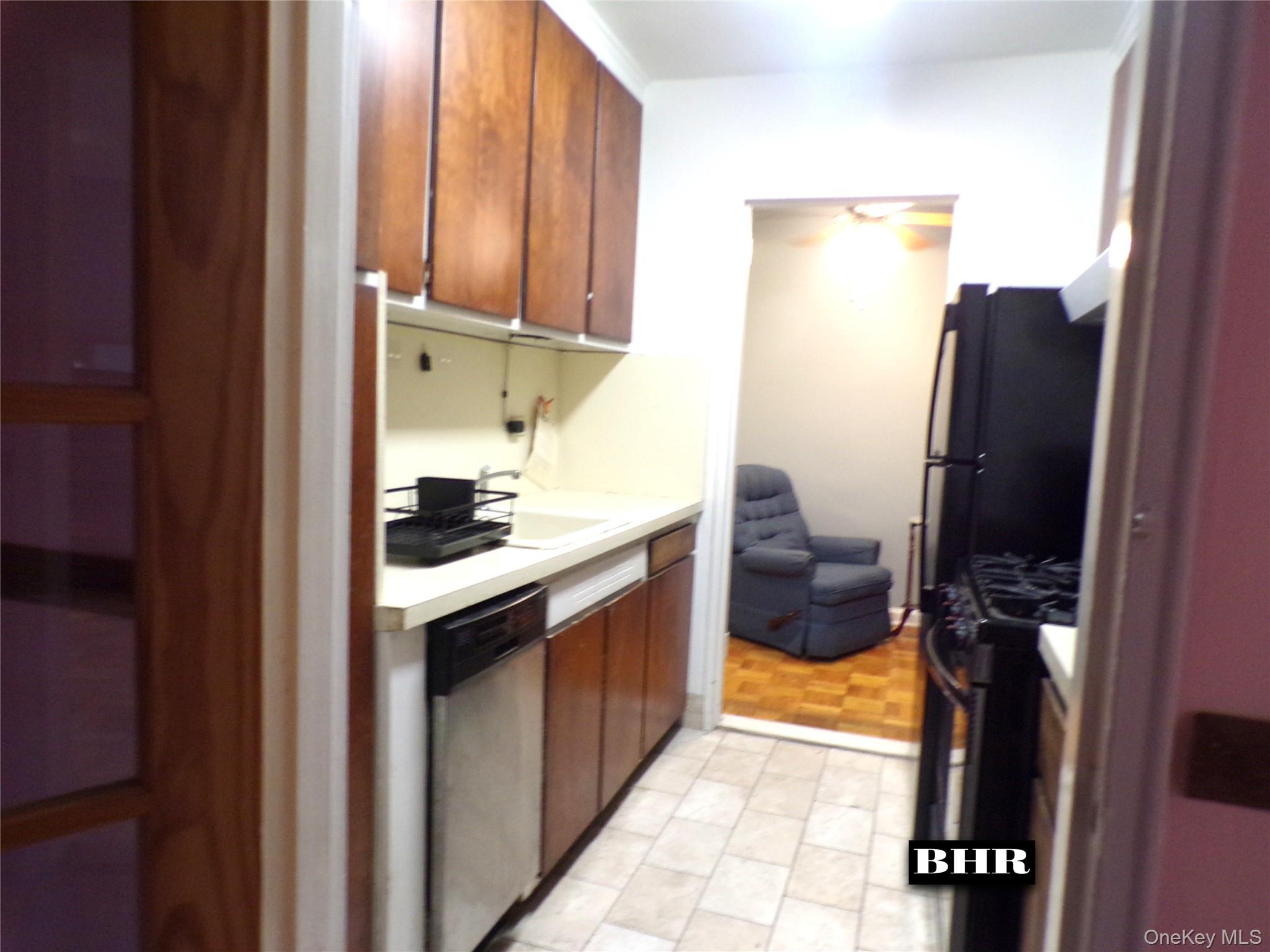 2265 Gerritsen Avenue 1s Property Photo 4