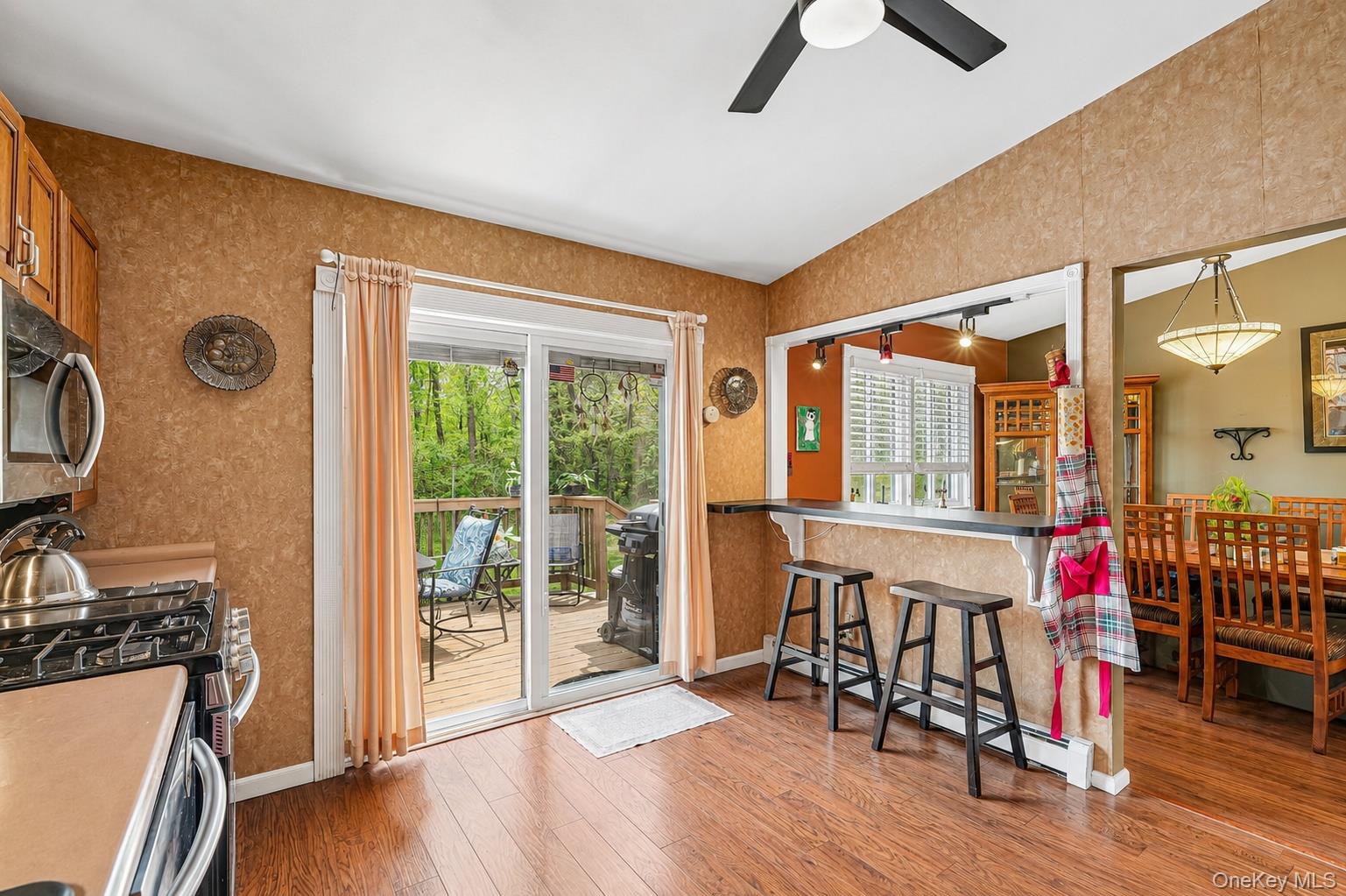105 Shaker Court Property Photo 7