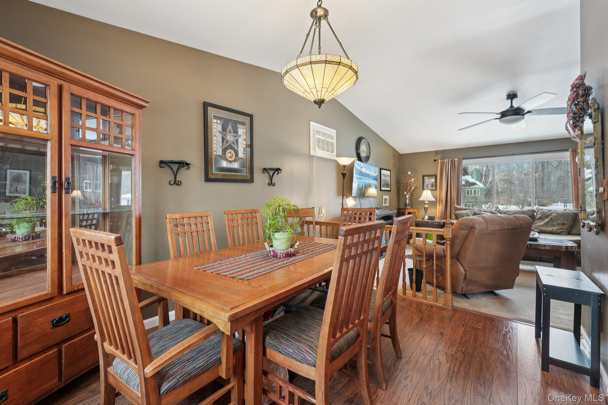 105 Shaker Court Property Photo 14