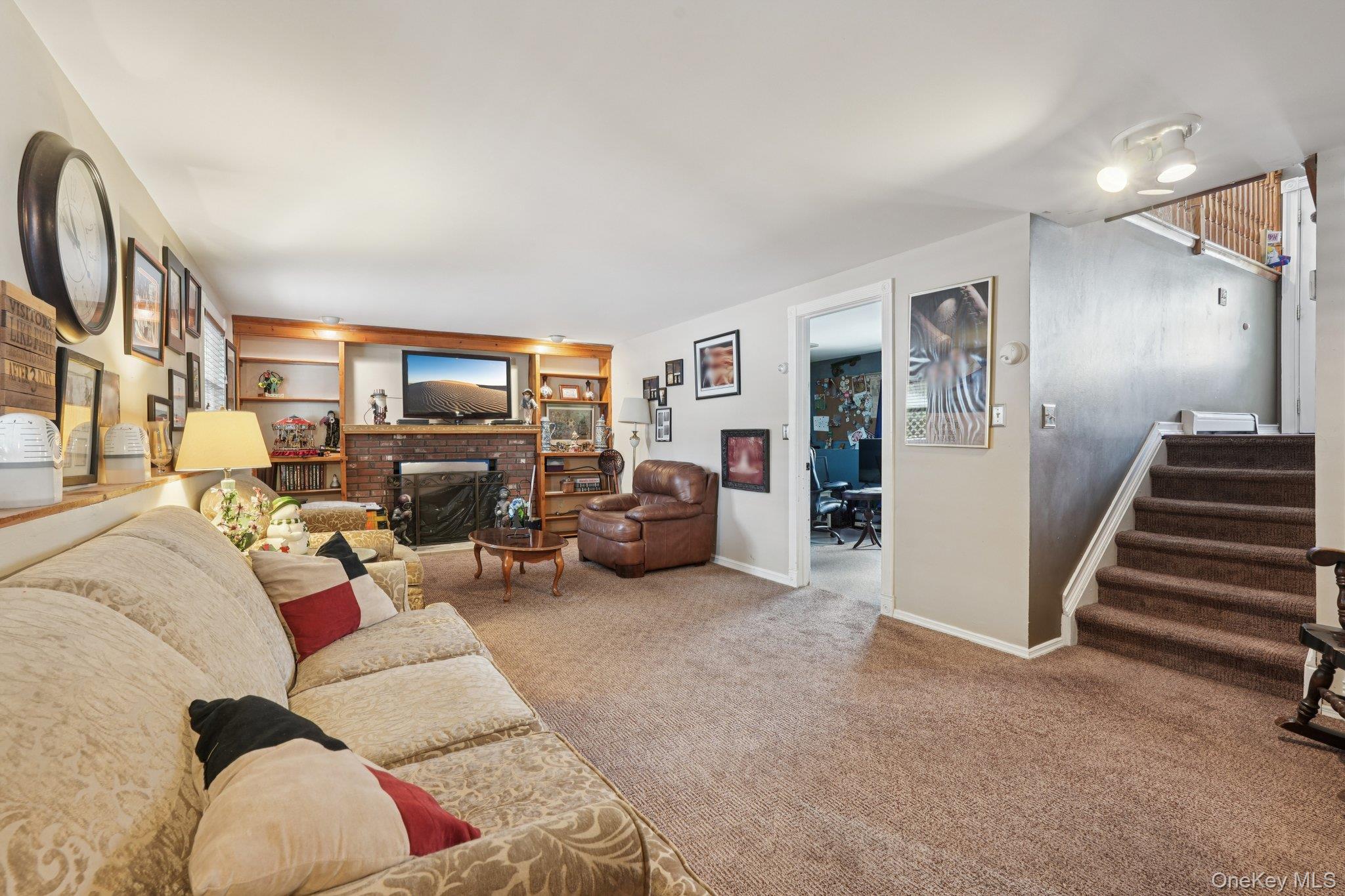 105 Shaker Court Property Photo 24