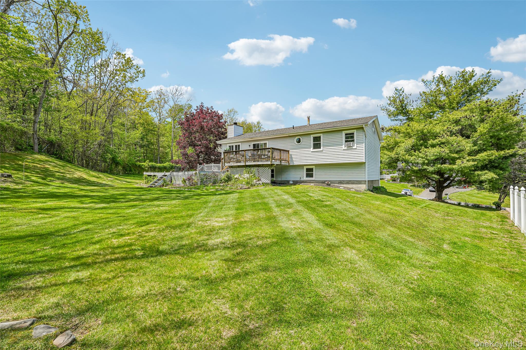 105 Shaker Court Property Photo 35