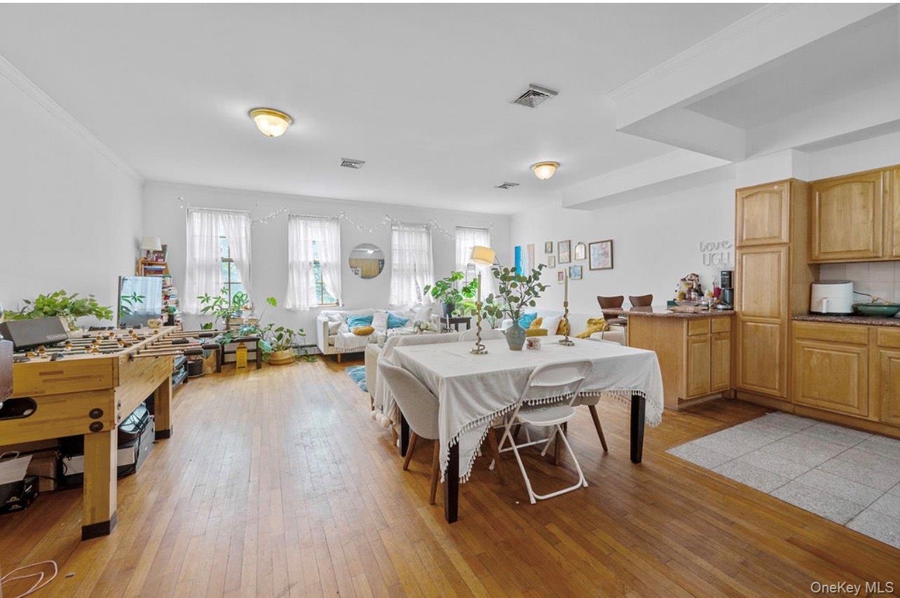 15 Evans Street Property Photo 2