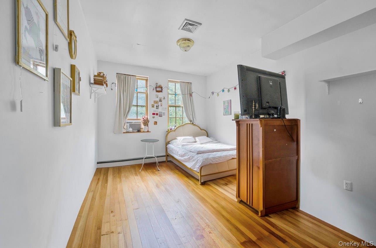 15 Evans Street Property Photo 7