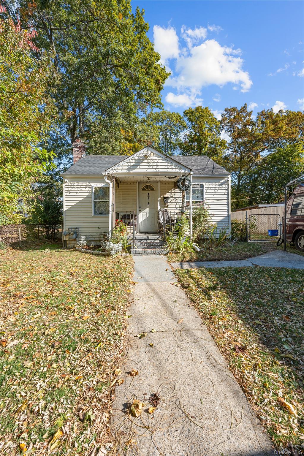 182 Park Avenue Property Photo 1
