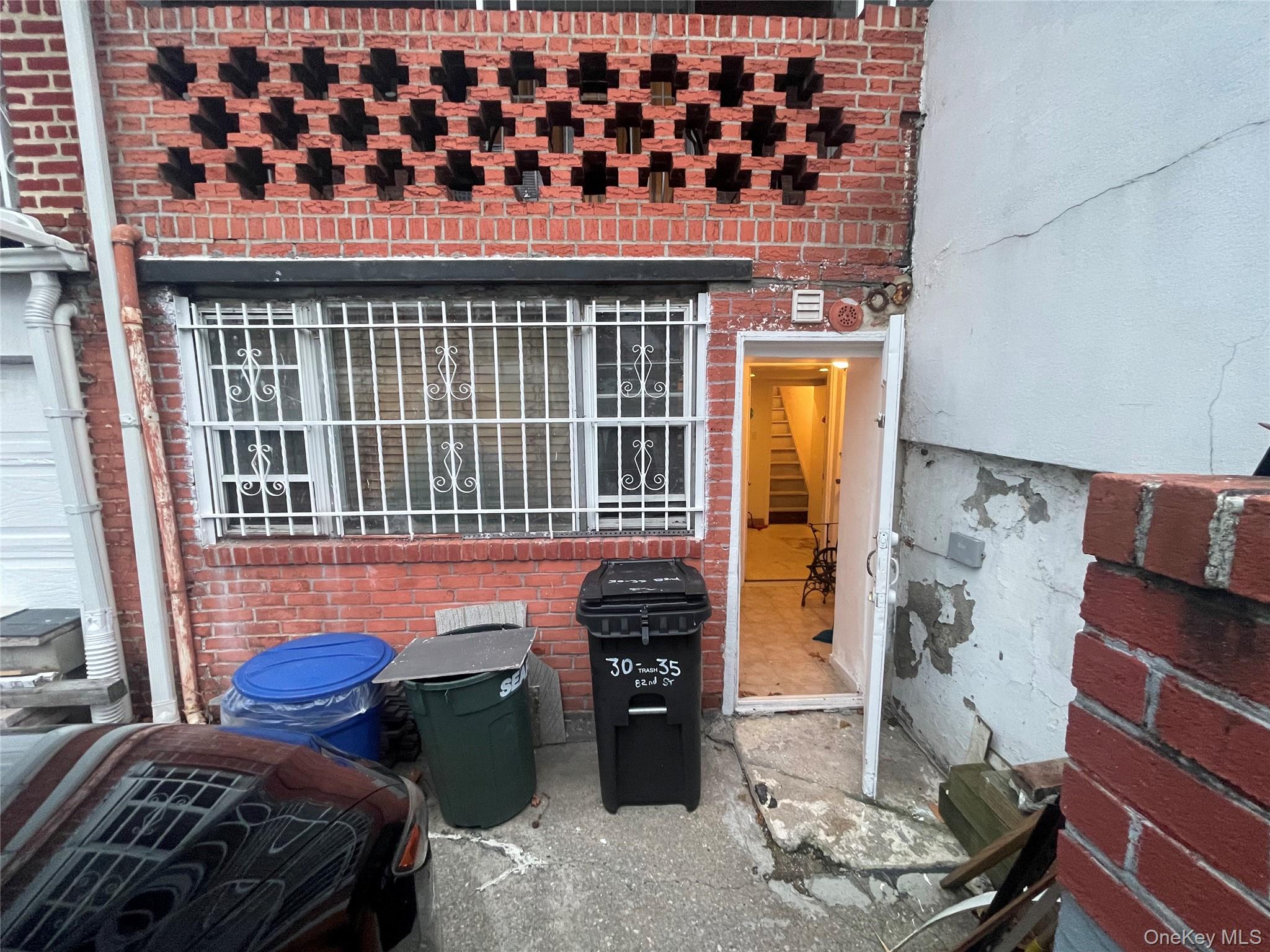 3035 82nd Street Property Photo 2