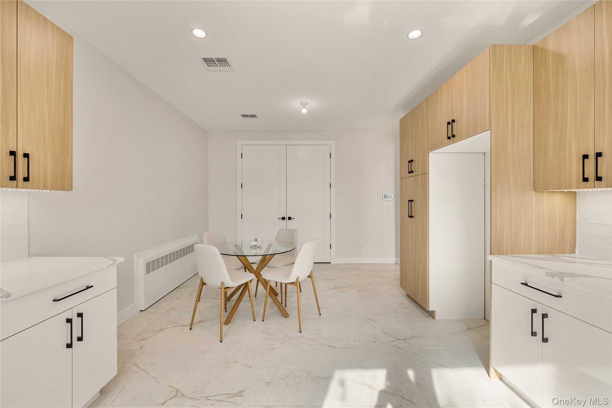 17 Lazer Court 202 Property Photo 20