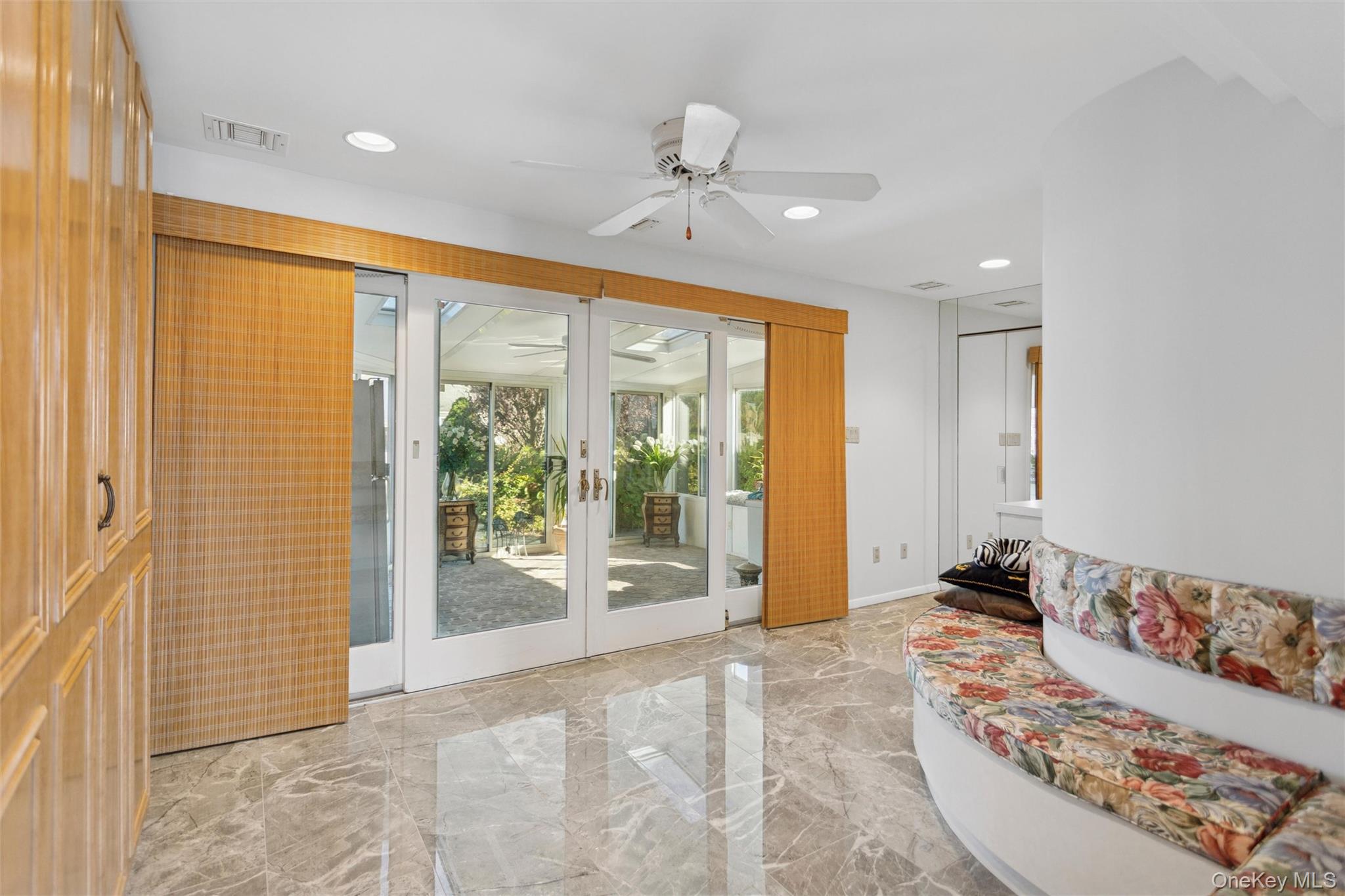 2729 Shore Drive Property Photo 16