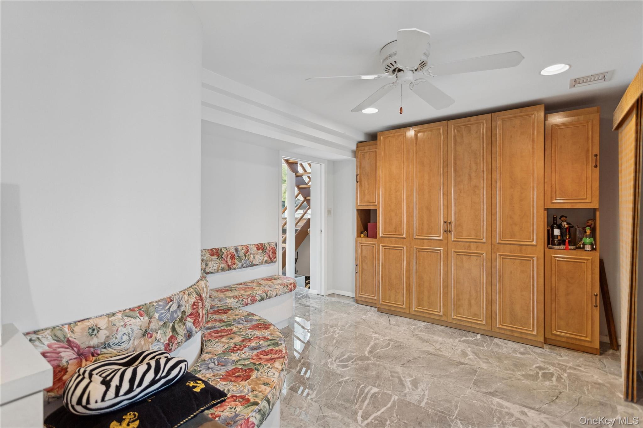 2729 Shore Drive Property Photo 17