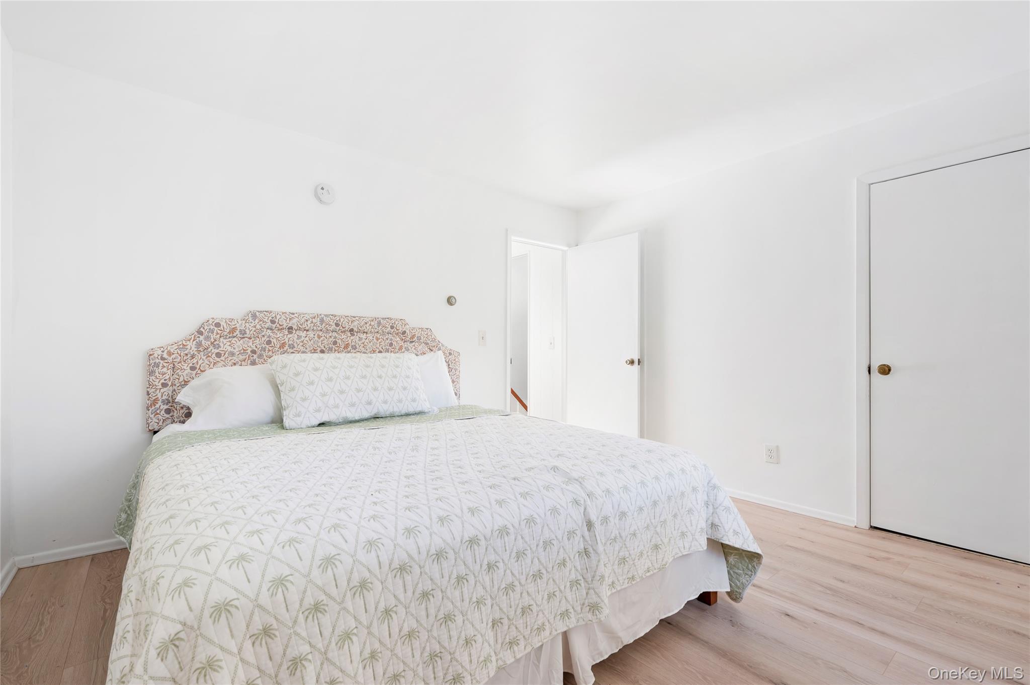 16 Peconic Road Property Photo 8