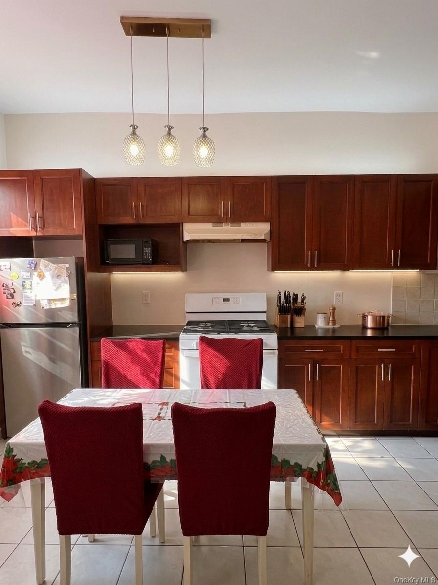 767 Prospect Avenue Property Photo 2