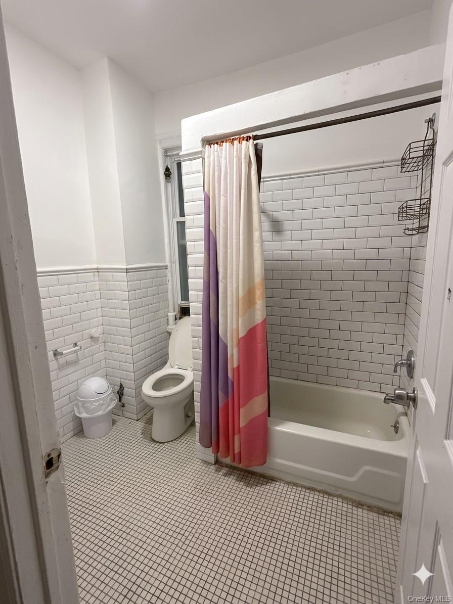 767 Prospect Avenue Property Photo 3