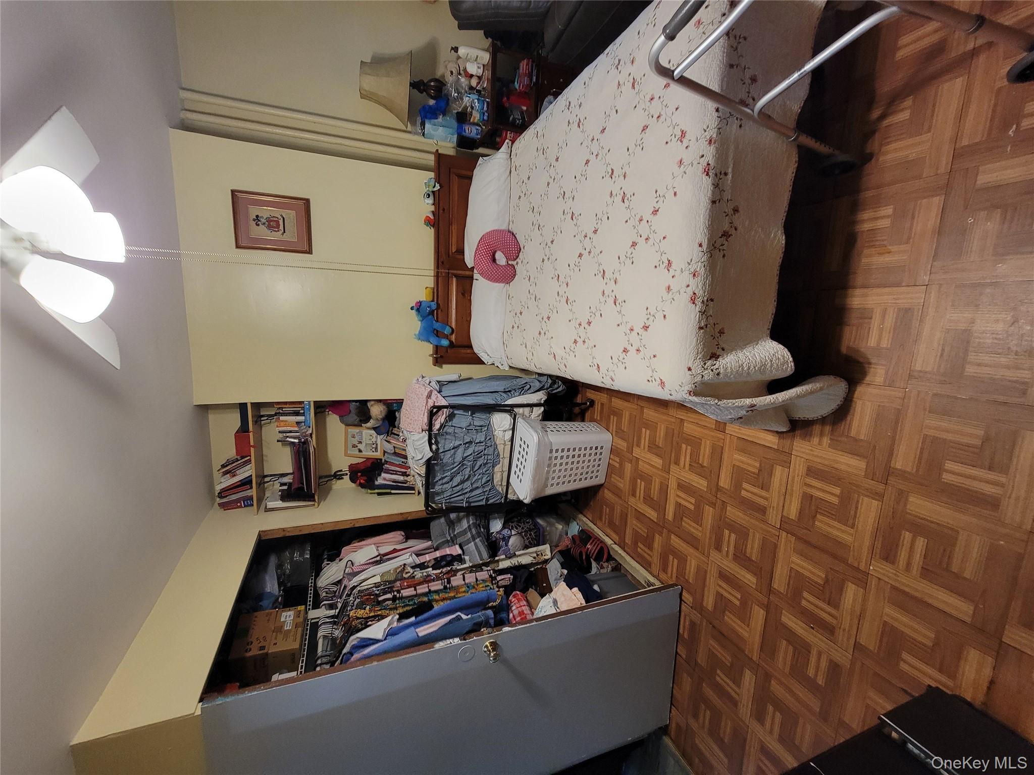 430 46th Street Property Photo 4