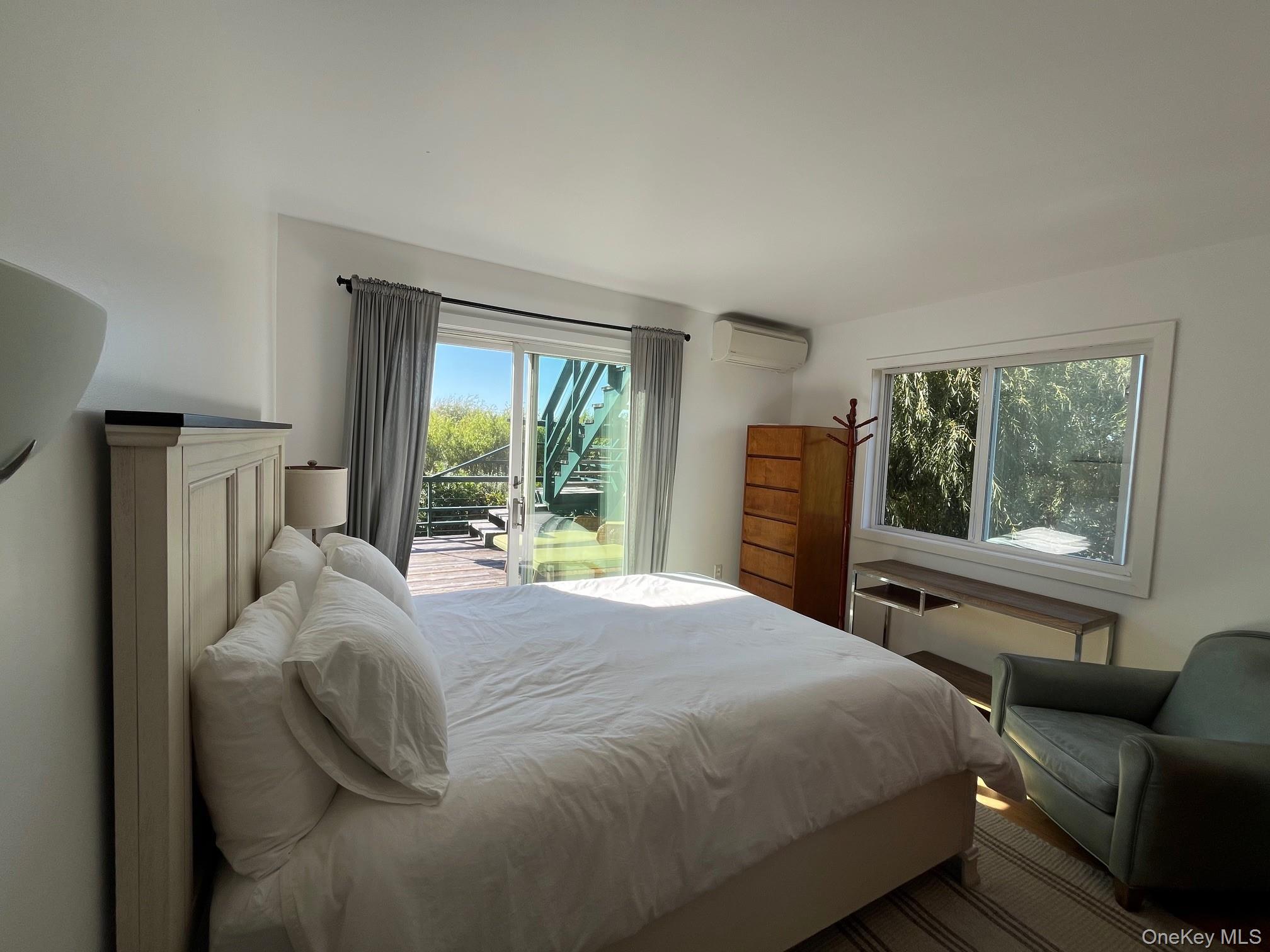 150 Clipper Roadway Property Photo 8