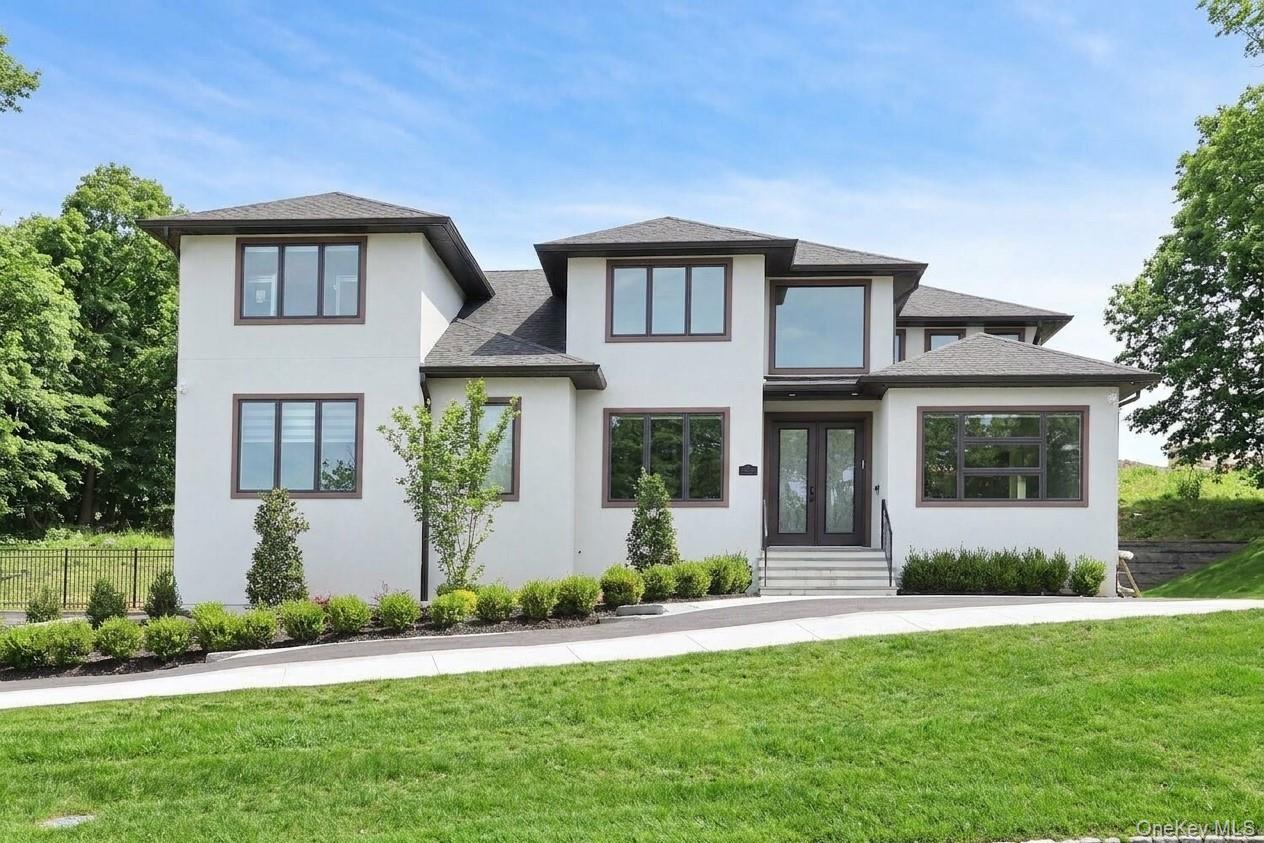 13 Autumn Court Property Photo 1