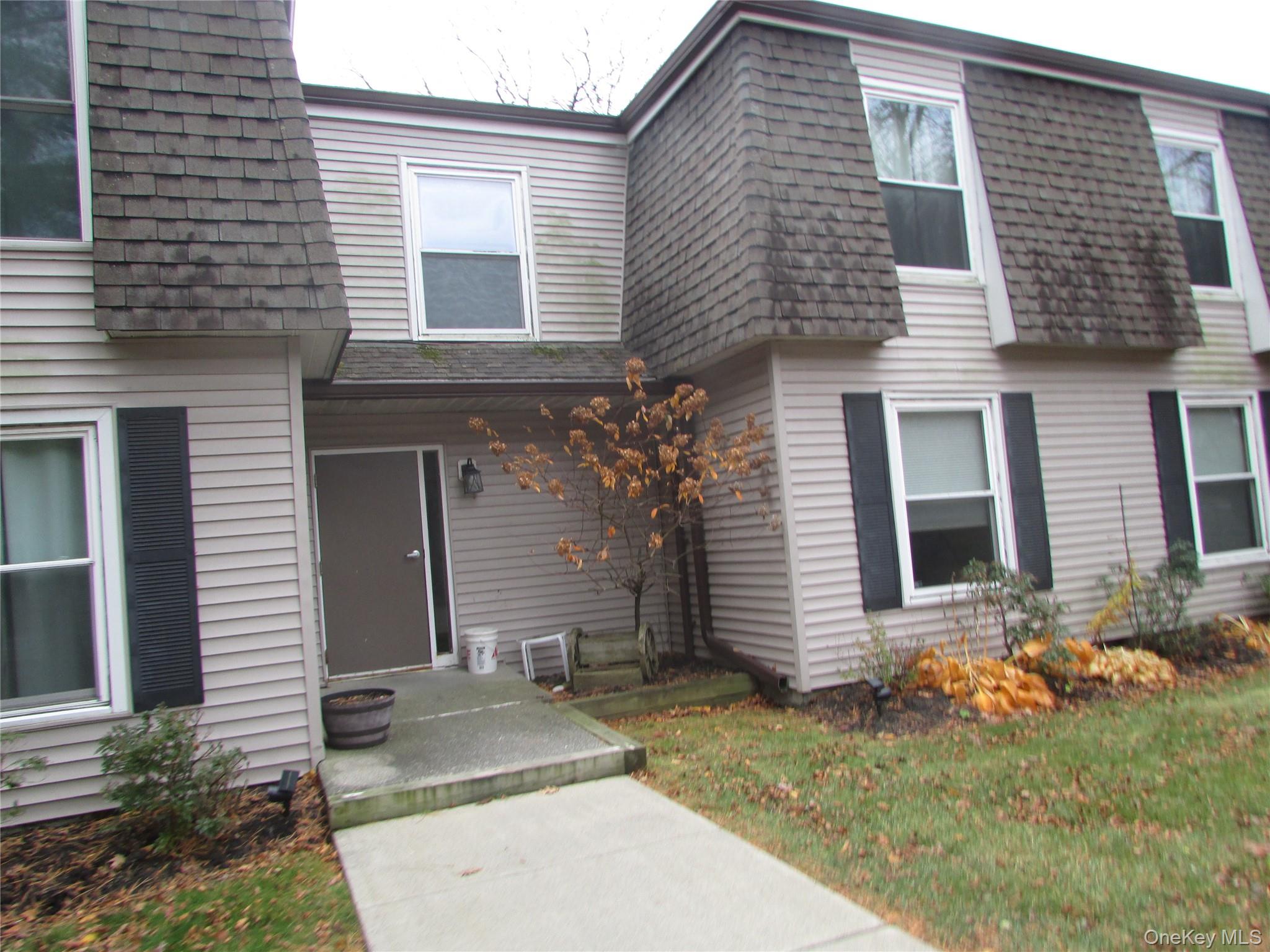 32 Hurlihe C Property Photo 1