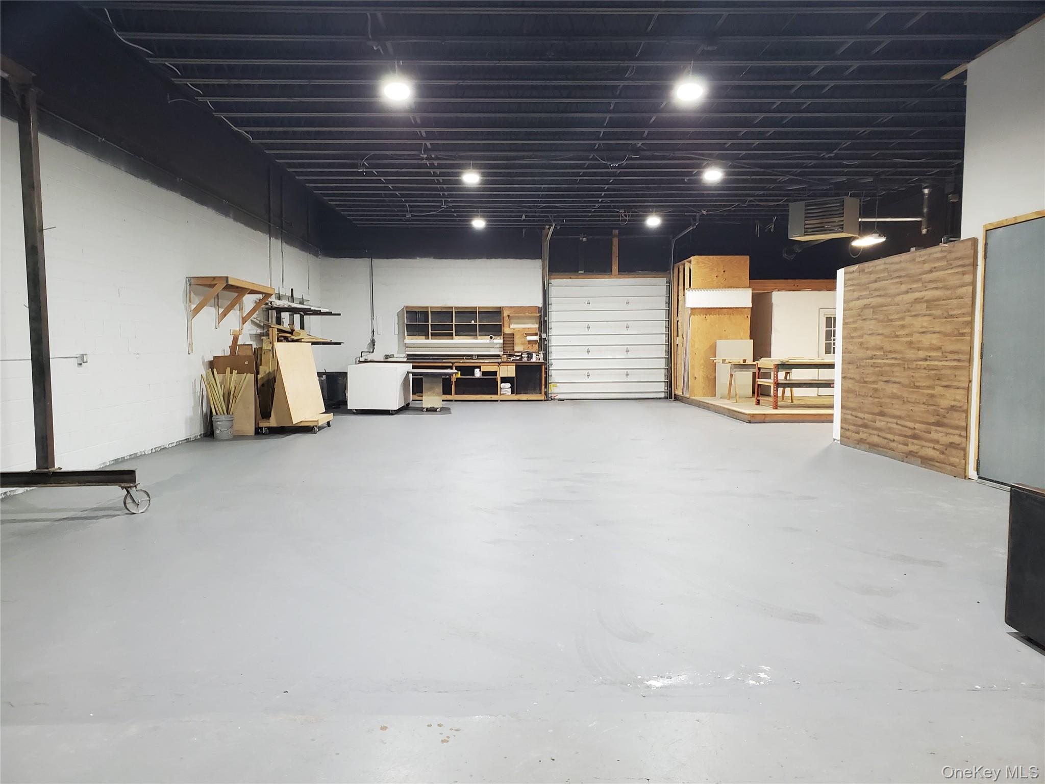 41 Transport Lane Property Photo 1