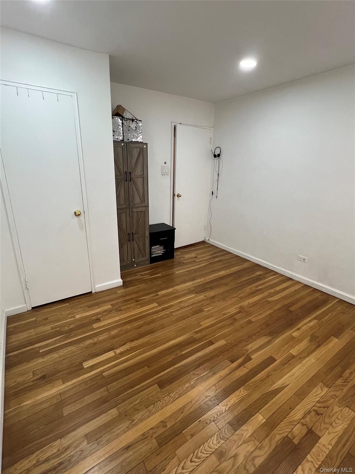 94-10 59th Avenue 2j Property Photo 22